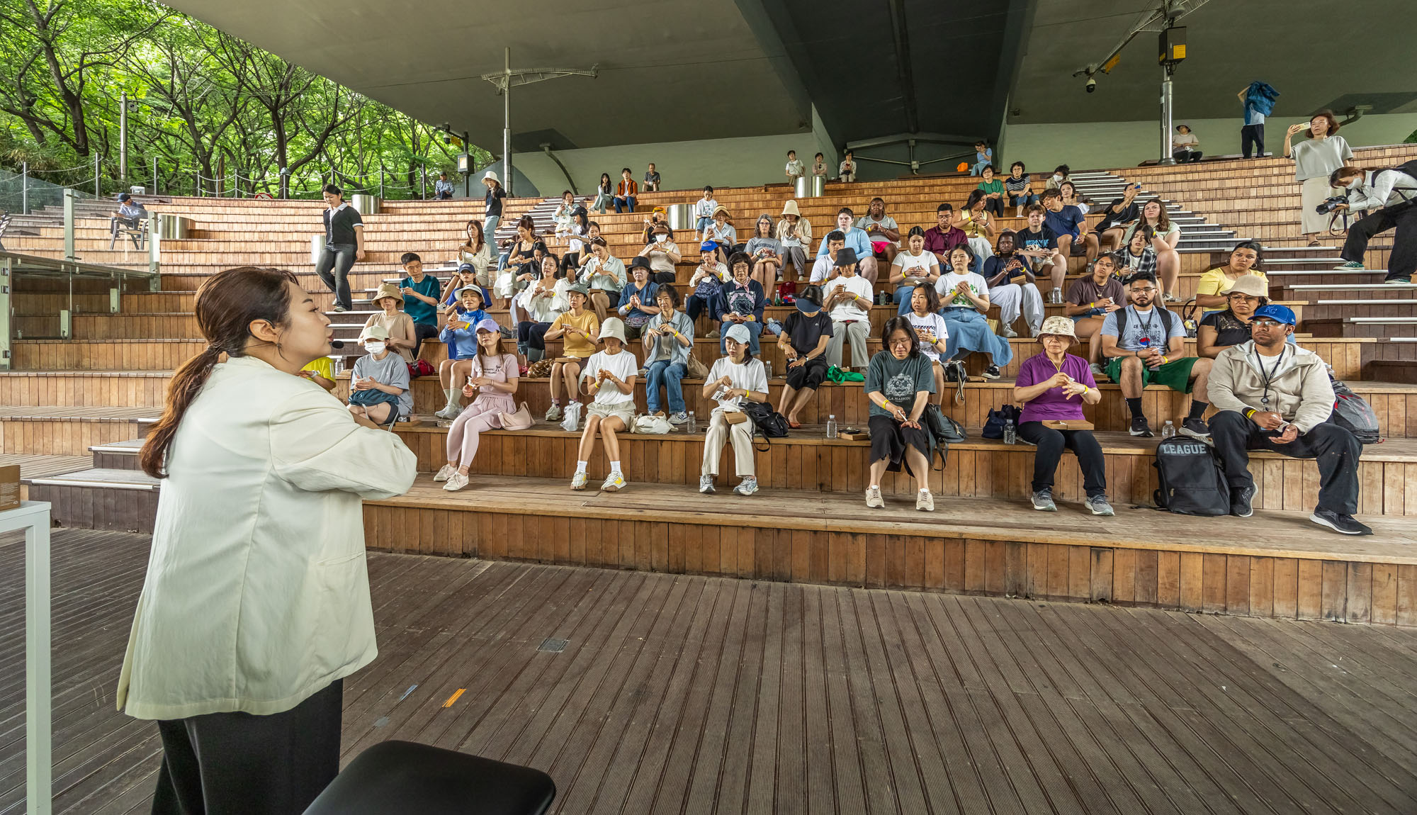 행사;강남구청;우먼센스;강남유닉투어;양재천황톳길피크닉;황토길맨발걷기;뷰티클래스;강남유닉투어양재천 황톳길피크닉;우먼센스K퀸