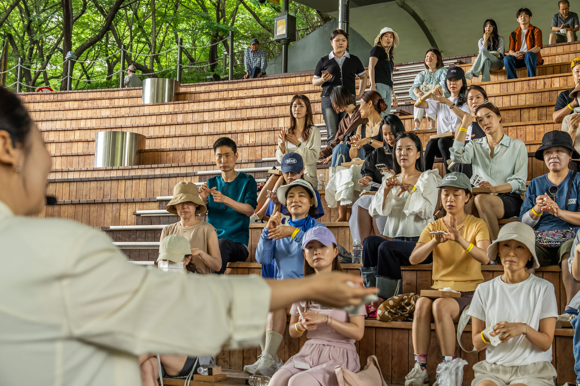 행사;강남구청;우먼센스;강남유닉투어;양재천황톳길피크닉;황토길맨발걷기;뷰티클래스;강남유닉투어양재천 황톳길피크닉;우먼센스K퀸