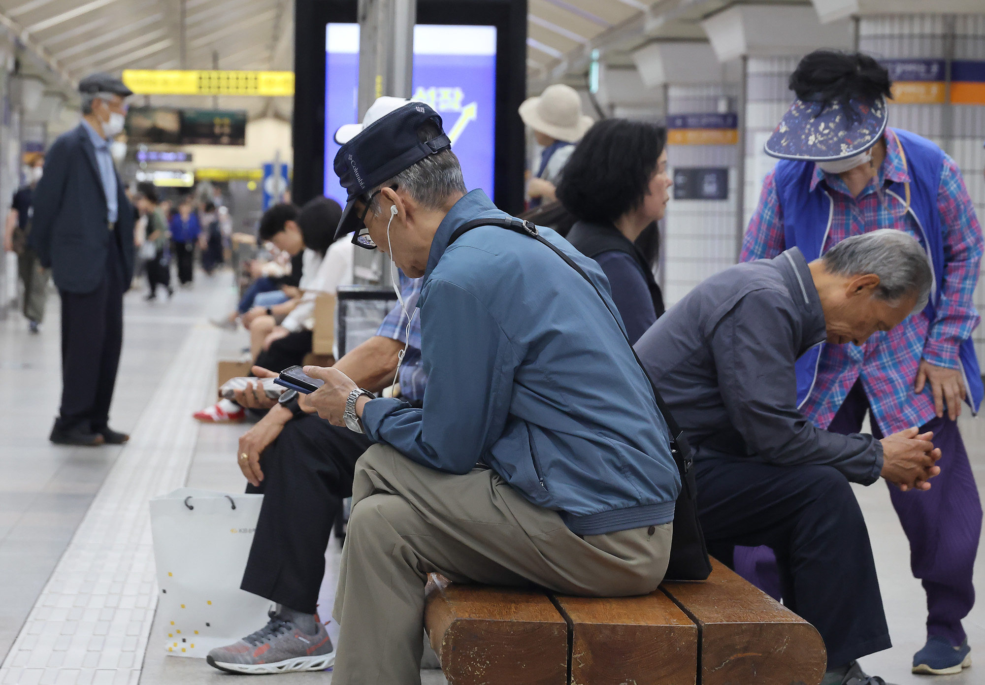 초고령사회 노인 어르신 고령