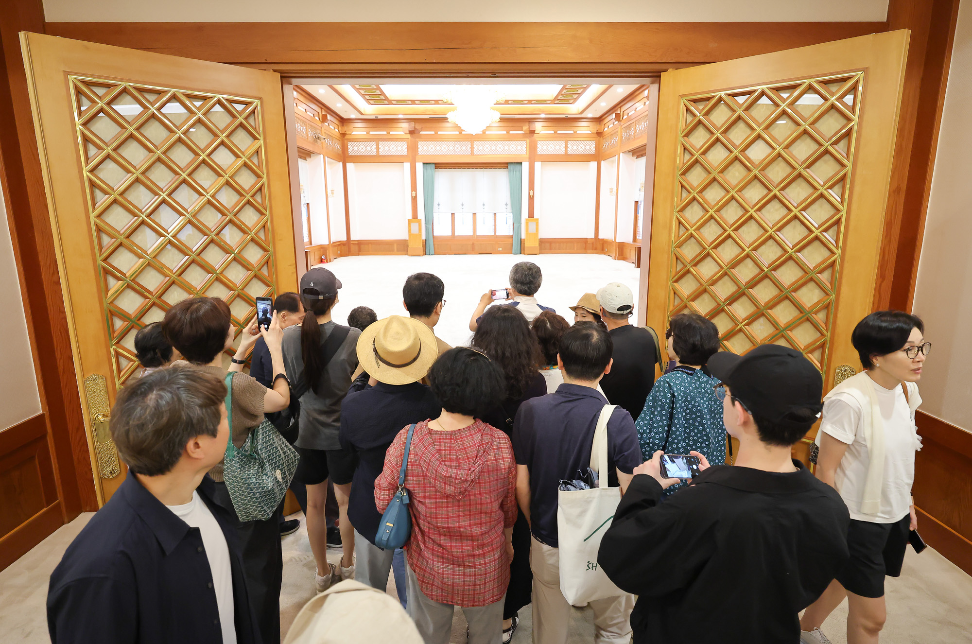 청와대;본관;관람