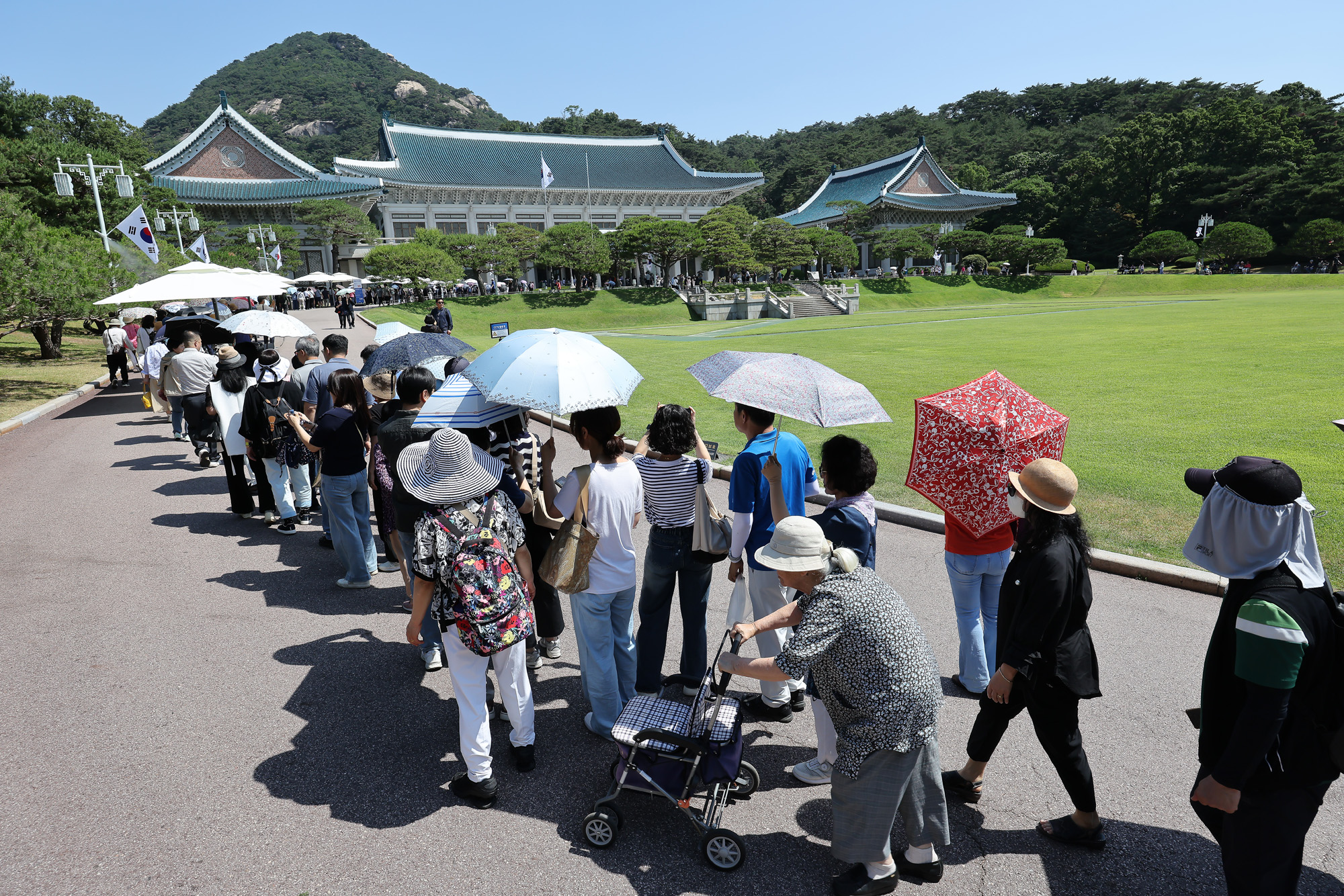 청와대;본관;관람