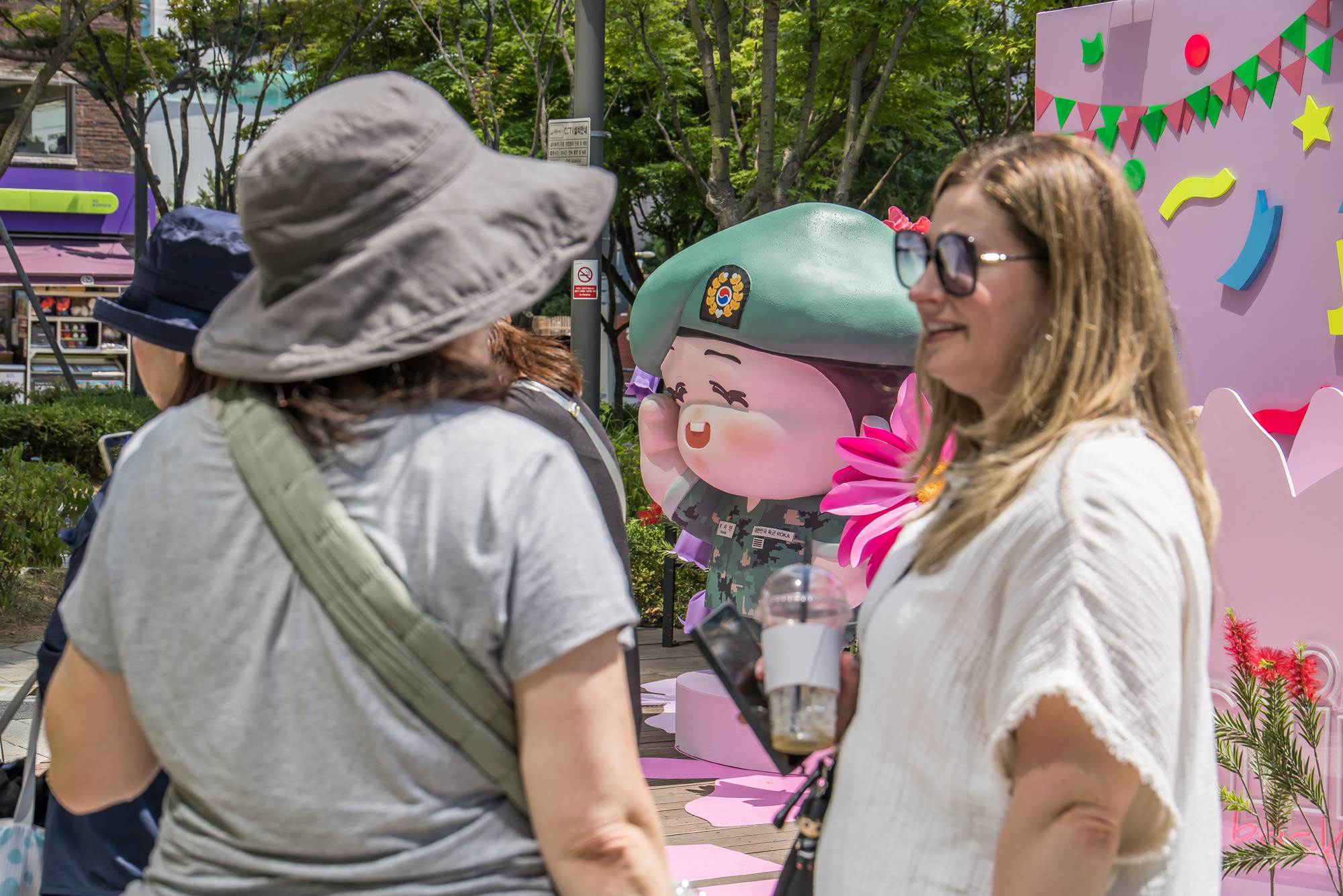 연예;방송;가수;대중가요;아이돌;방탄소년단;BTS;하이브;방탄소년단전역;방탄소년단제대;BTS군복무;하이브사옥;방탄소년단팬;BTS아미