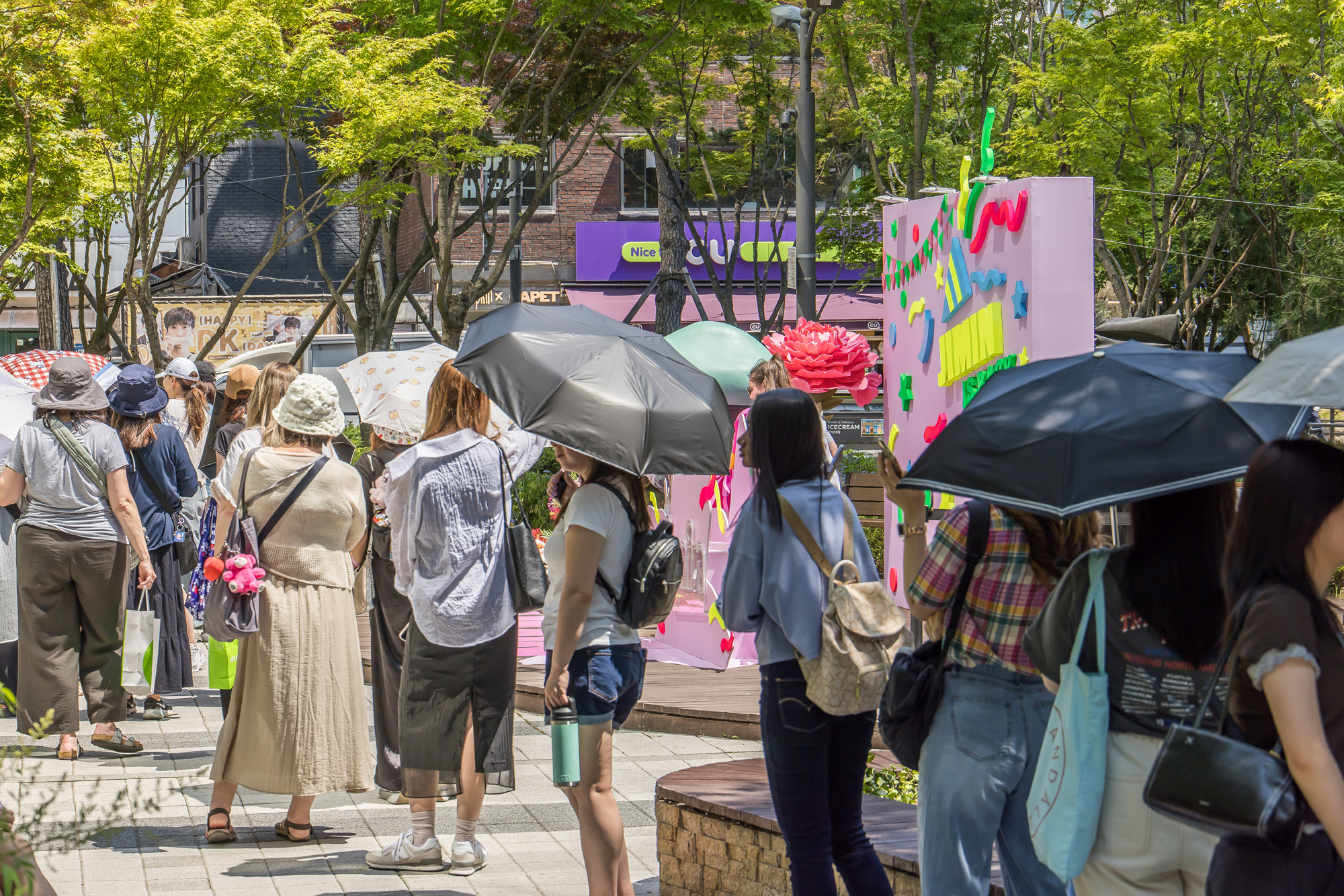 연예;방송;가수;대중가요;아이돌;방탄소년단;BTS;하이브;방탄소년단전역;방탄소년단제대;BTS군복무;하이브사옥;방탄소년단팬;BTS아미