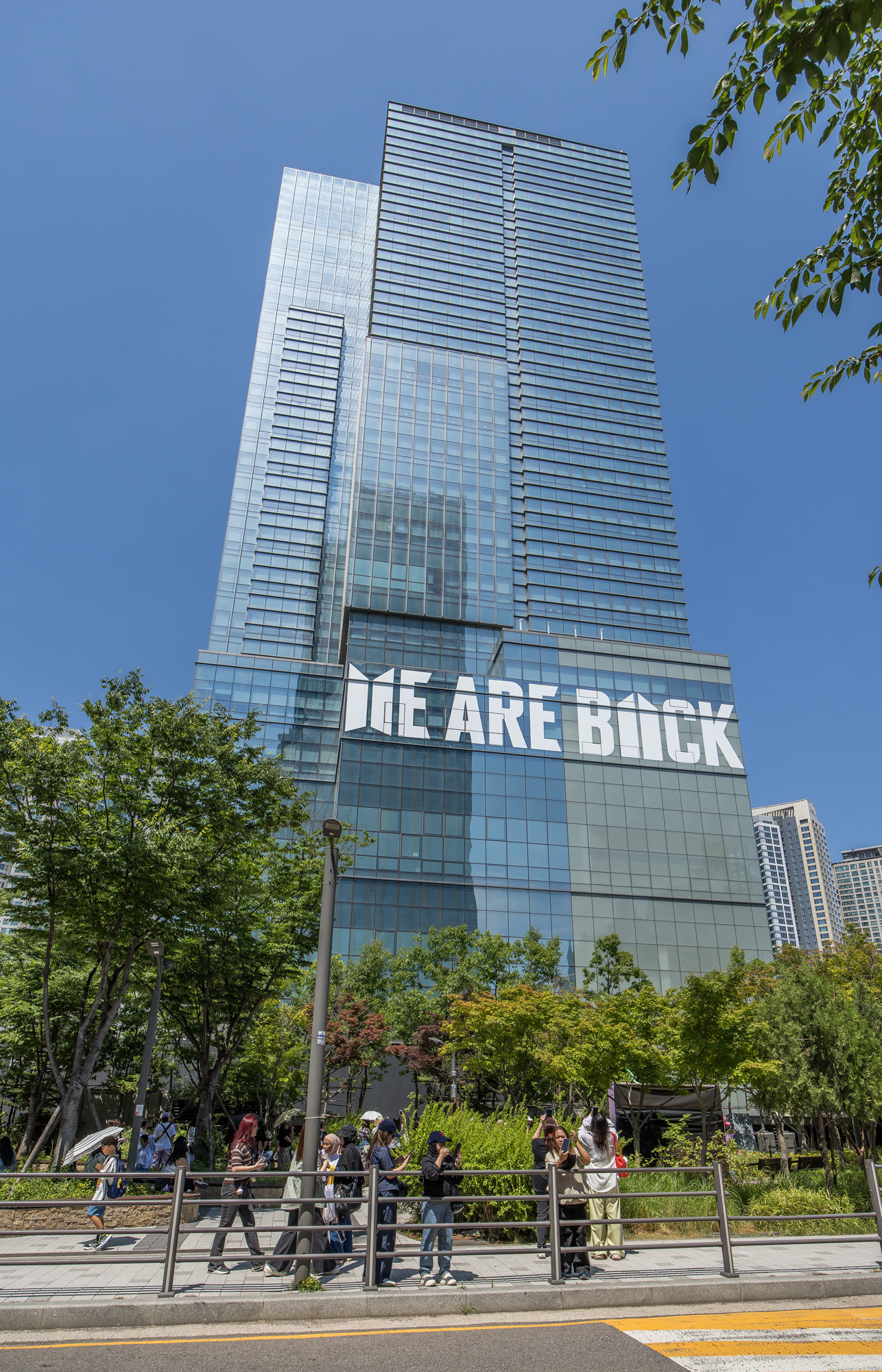 연예;방송;가수;대중가요;아이돌;방탄소년단;BTS;하이브;방탄소년단전역;방탄소년단제대;BTS군복무;하이브사옥;방탄소년단팬;BTS아미