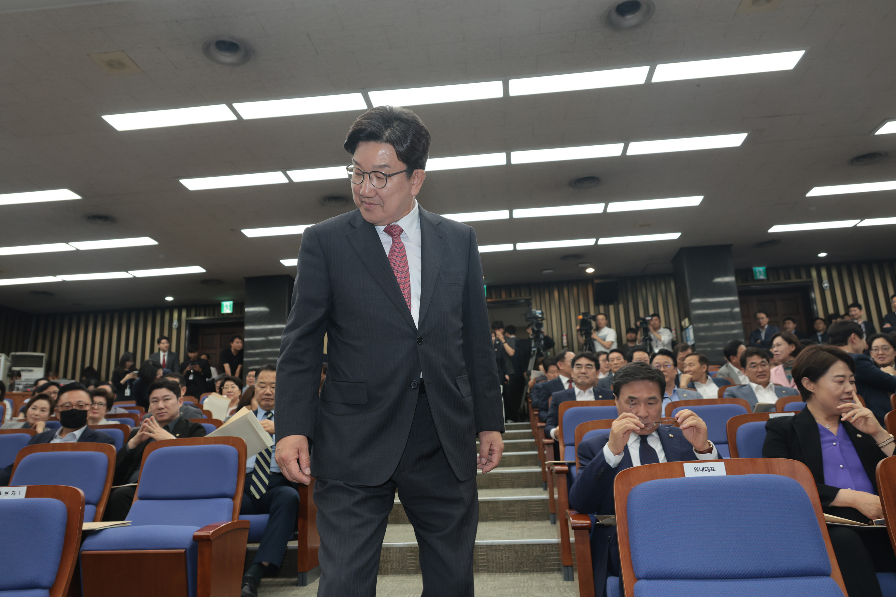 정치;국회;국민의힘;의원총회;원내대표;선출