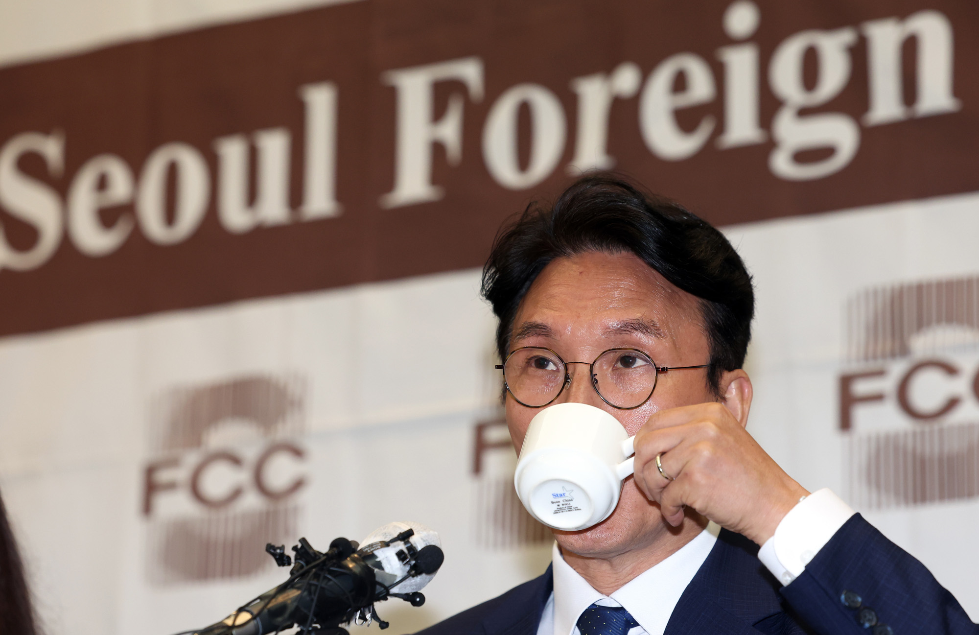 김민석 외신기자 국무총리