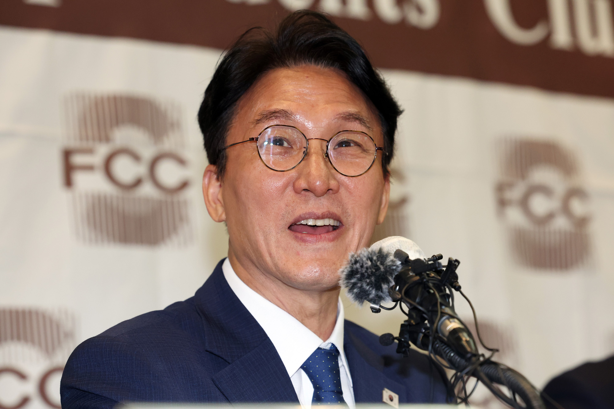김민석 외신기자 국무총리