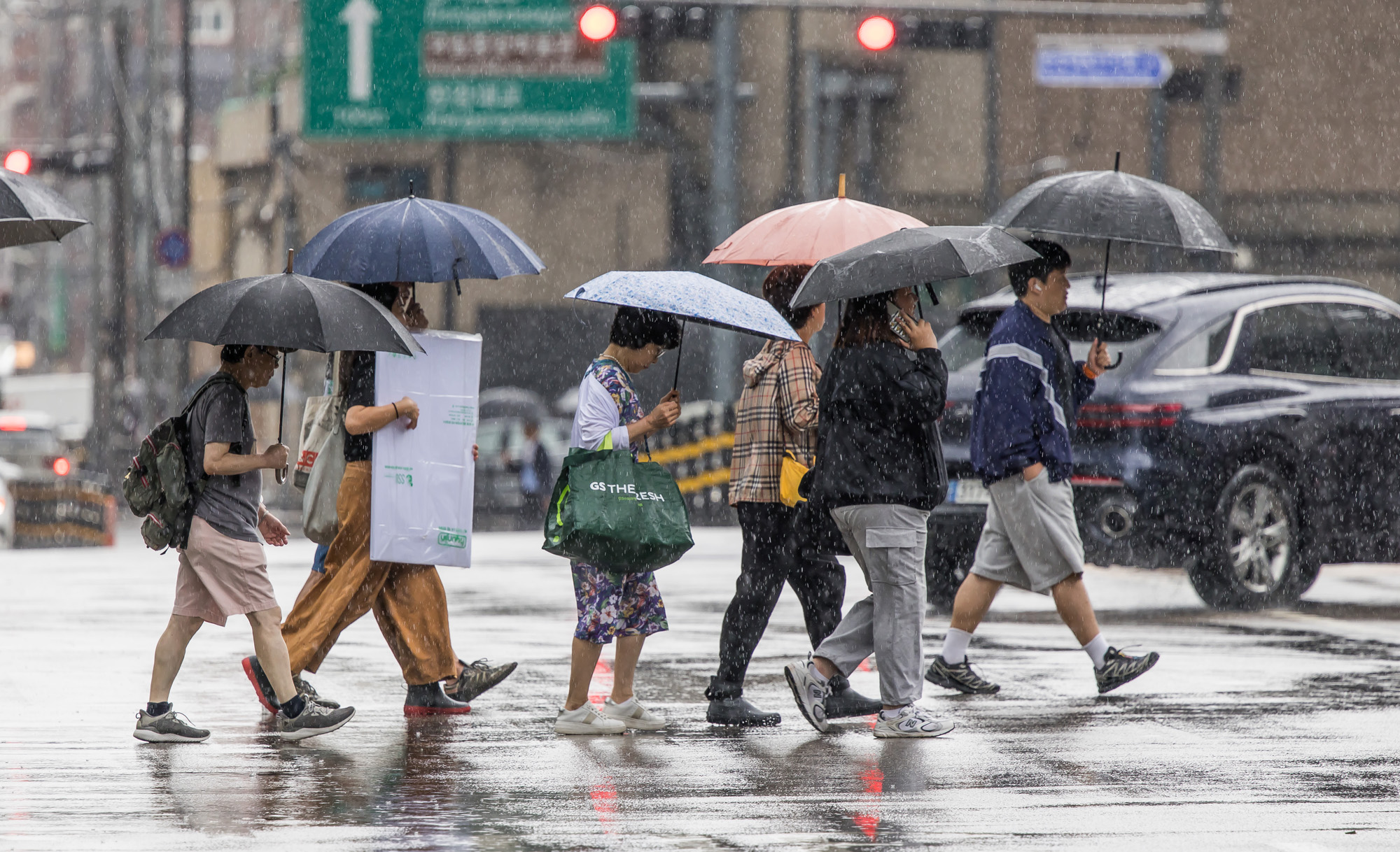날씨;계절;계절스케치;여름스케치;장마스케치;폭우스케치;여름장마;비스케치;용산역비스케치