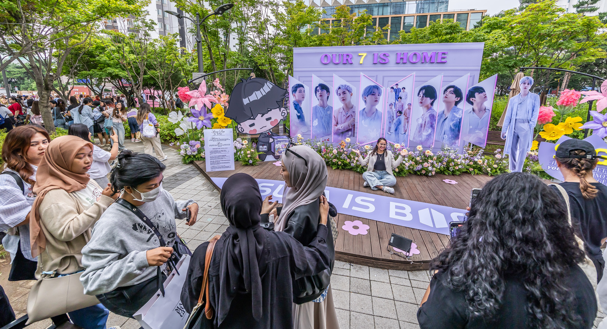 연예;방송;가수;대중가요;아이돌;방탄소년단;BTS;하이브;방탄소년단전역;방탄소년단제대;BTS군복무;하이브사옥;방탄소년단팬;BTS아미;슈가 소집해제