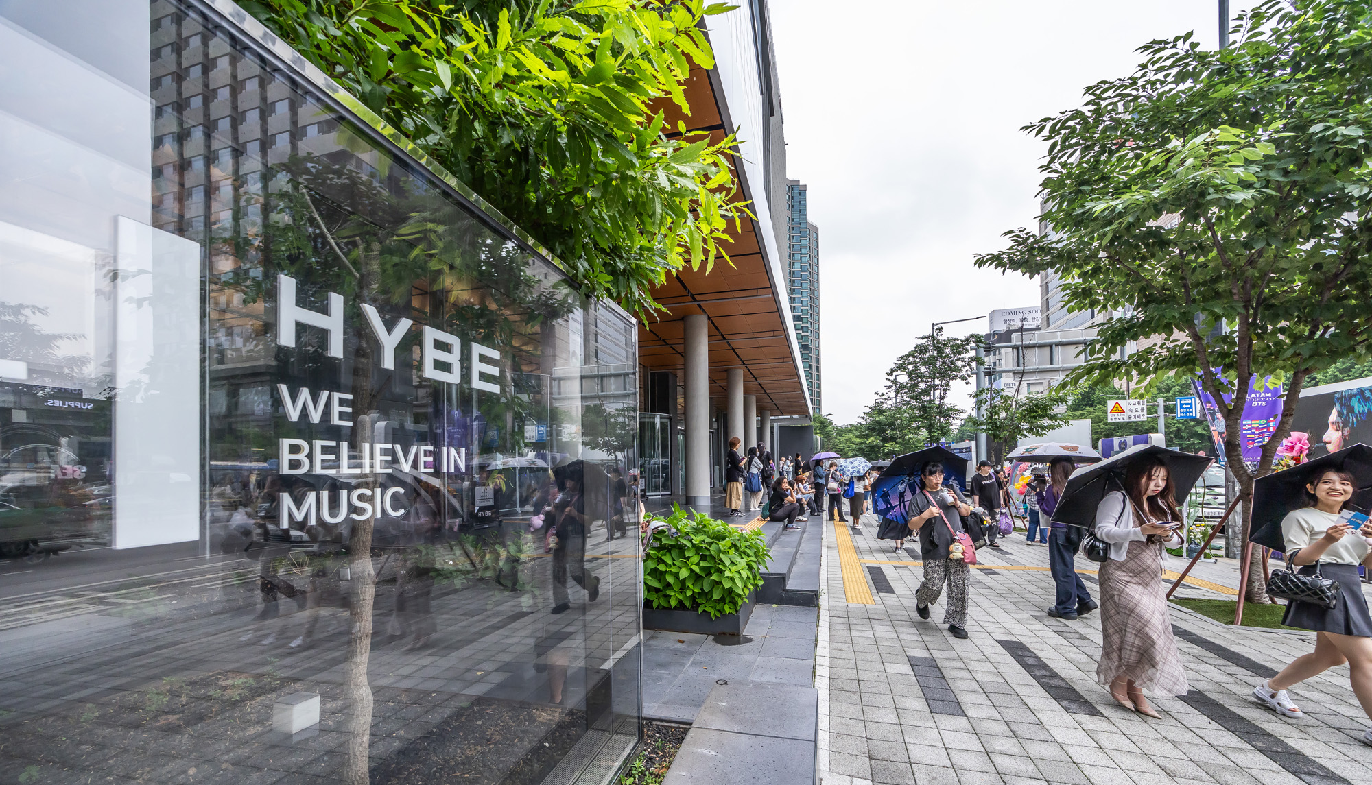 연예;방송;가수;대중가요;아이돌;방탄소년단;BTS;하이브;방탄소년단전역;방탄소년단제대;BTS군복무;하이브사옥;방탄소년단팬;BTS아미;슈가 소집해제