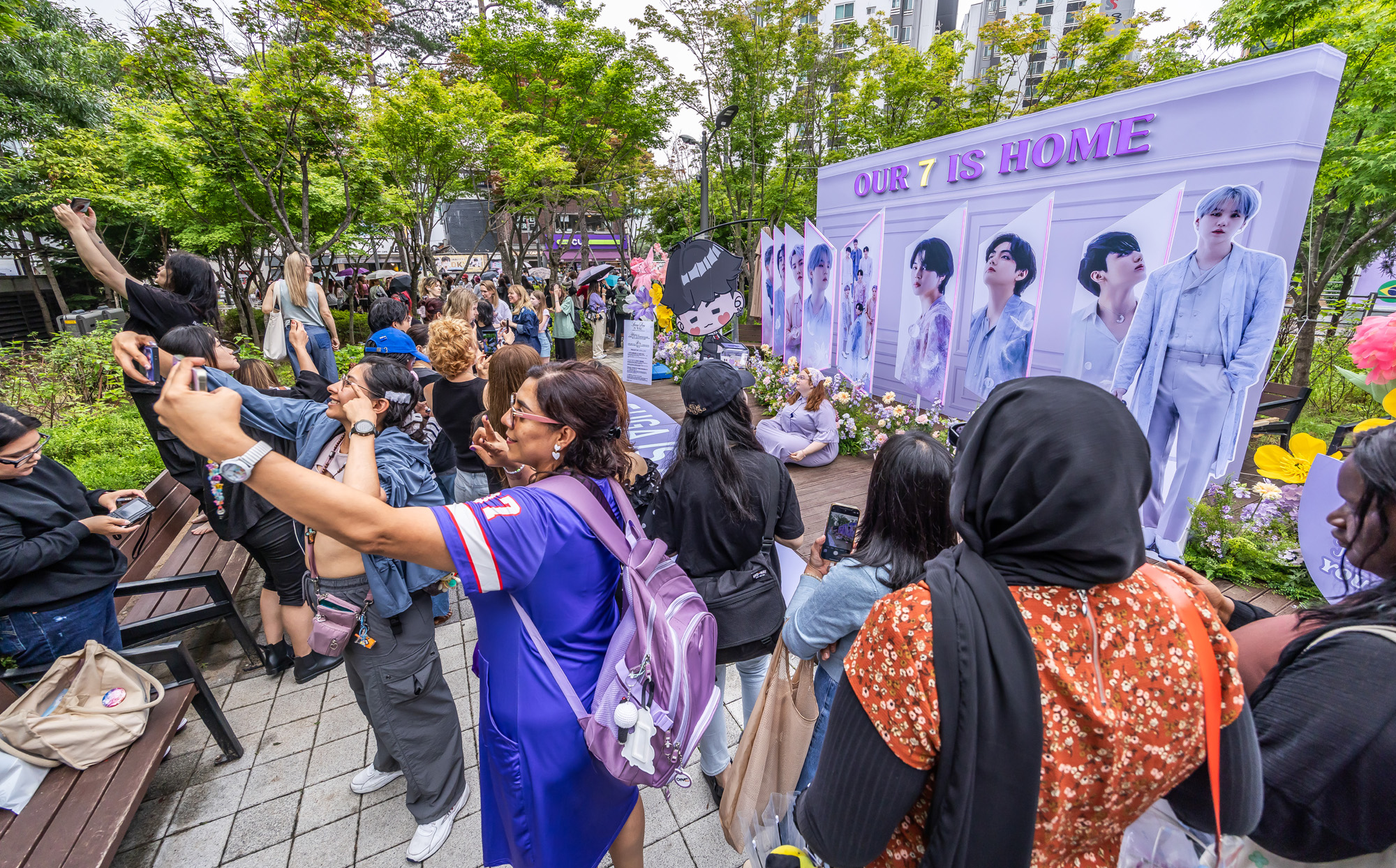 연예;방송;가수;대중가요;아이돌;방탄소년단;BTS;하이브;방탄소년단전역;방탄소년단제대;BTS군복무;하이브사옥;방탄소년단팬;BTS아미;슈가 소집해제