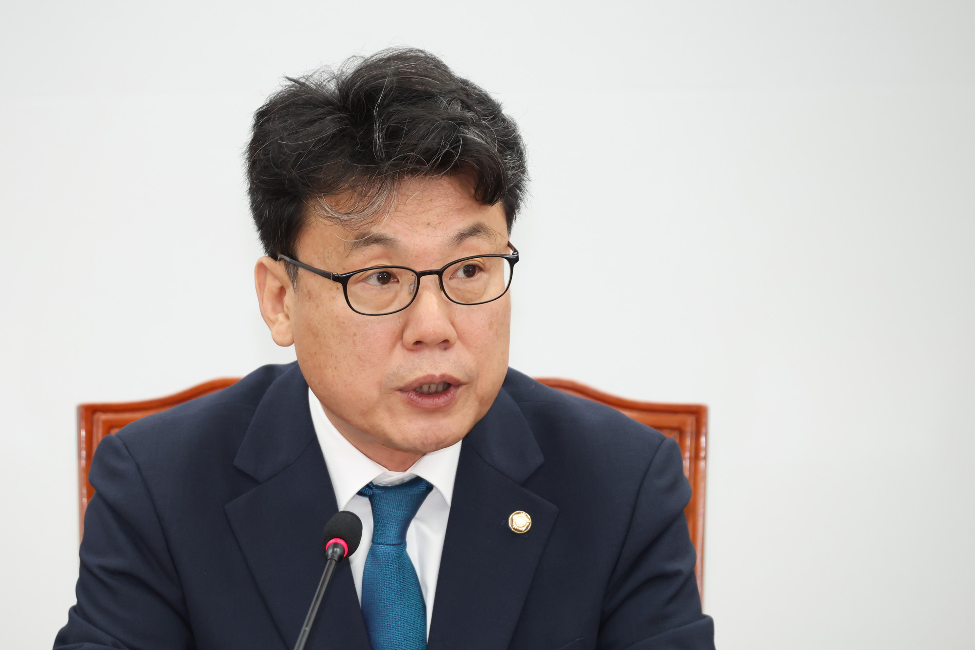 정치;국회;더불어민주당 원내대책회의;진성준