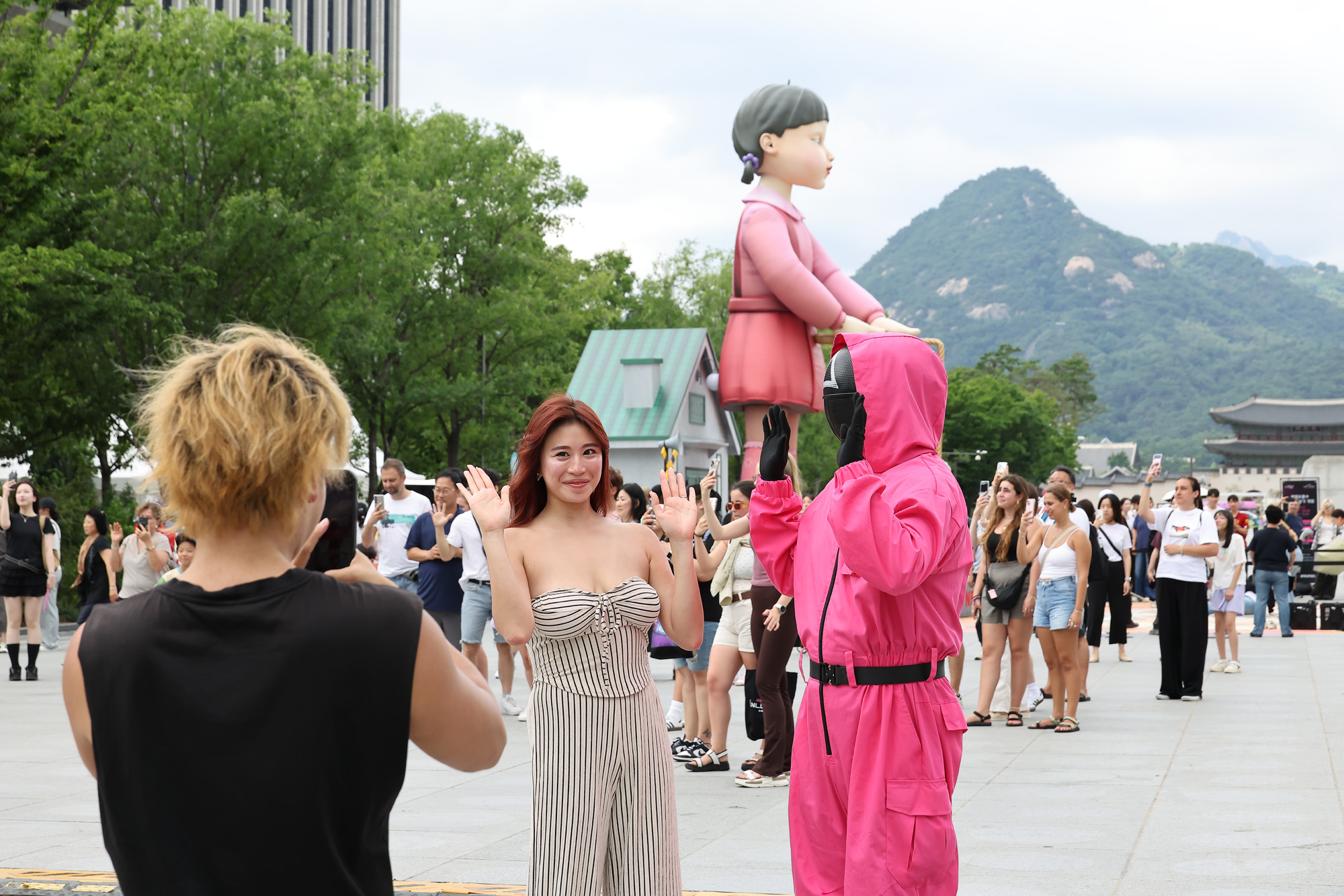 흥행 이어가는 오징어게임 시즌3