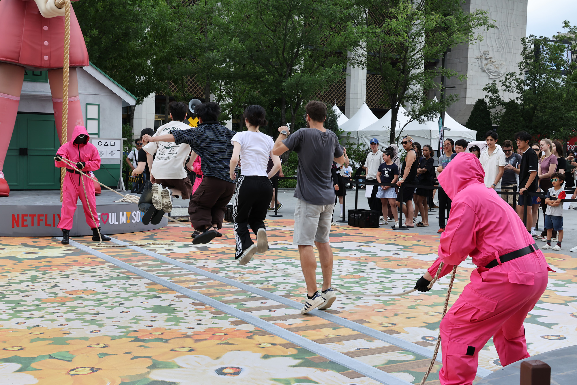 흥행 이어가는 오징어게임 시즌3