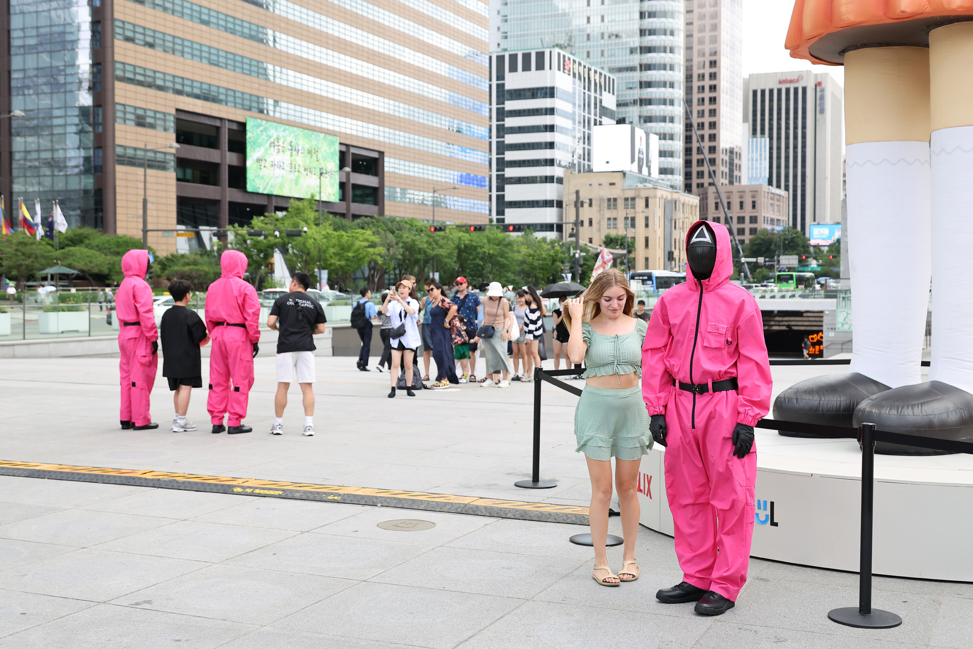 흥행 이어가는 오징어게임 시즌3