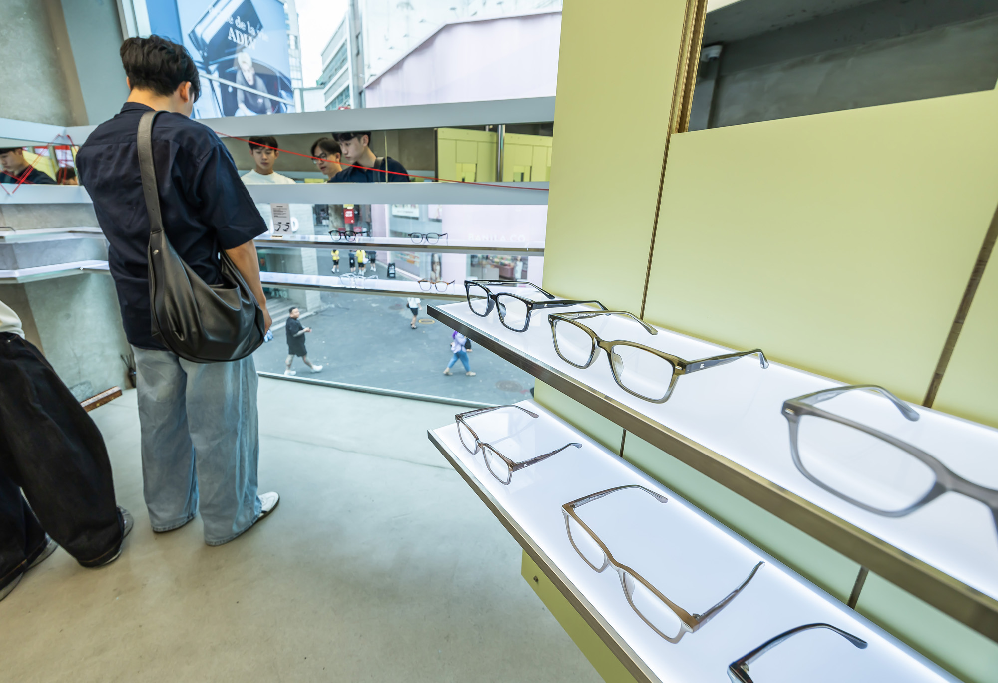 경제;기업;K아이웨어;블루엘리펀트;블루엘리펀트 명동 플래그십 스토어;안경;선글라스;스마트안경