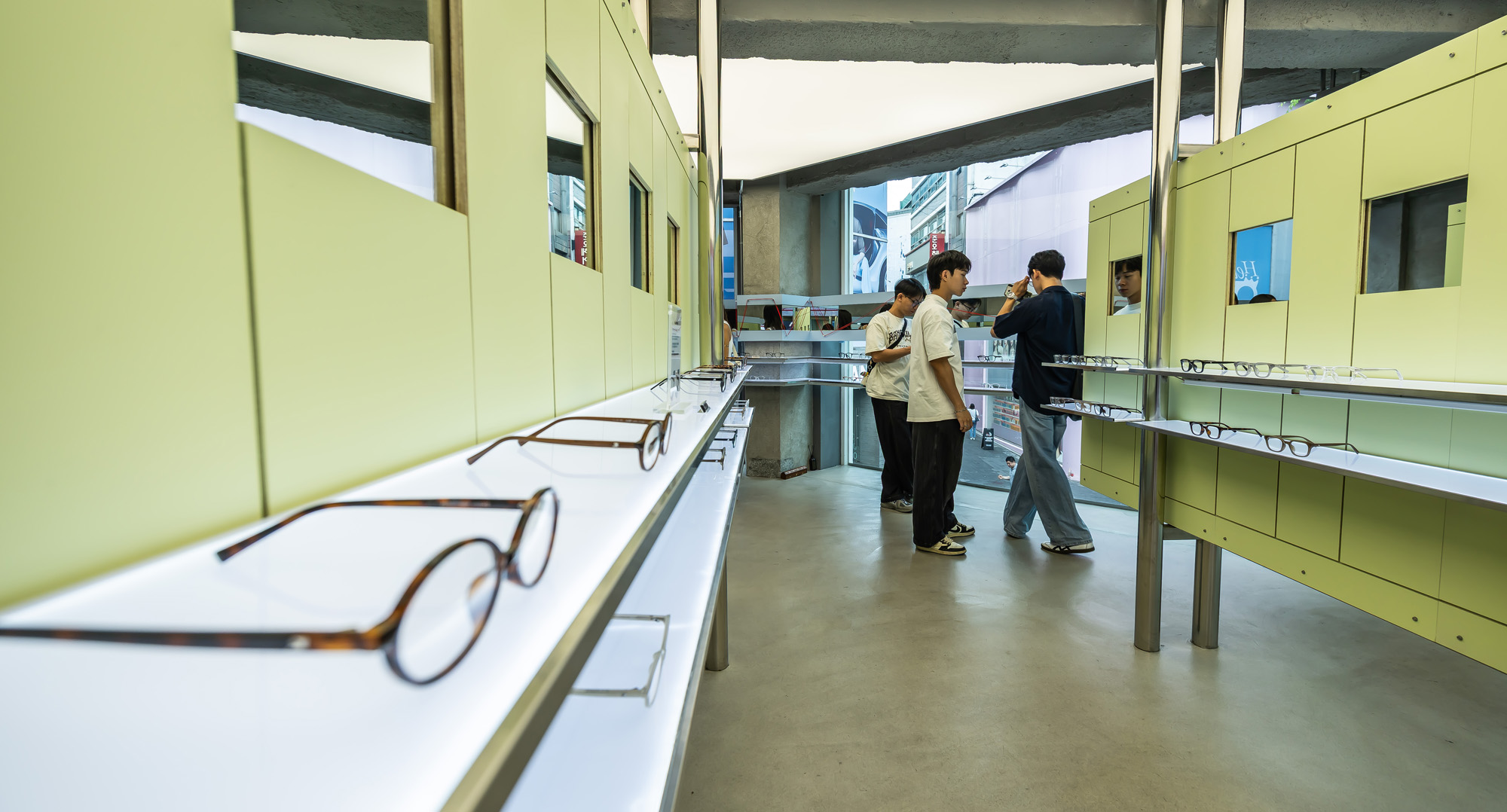 경제;기업;K아이웨어;블루엘리펀트;블루엘리펀트 명동 플래그십 스토어;안경;선글라스;스마트안경