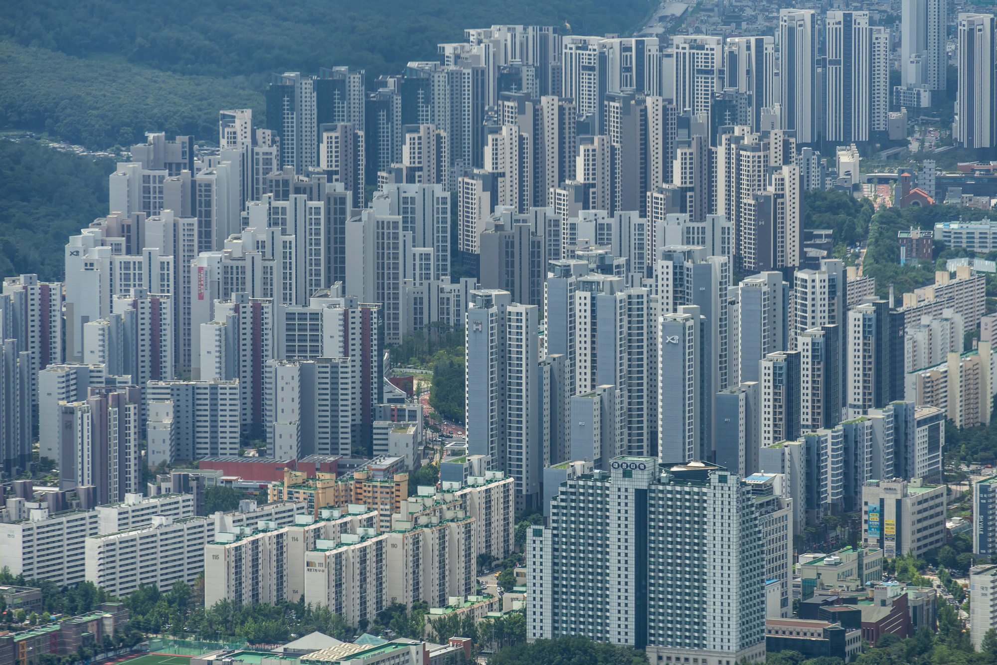 경제;부동산;서울아파트단지;대출규제;주택담보대출제한;고강도대출규제;강남권부동산시장;서울스카이;롯데월드타워 전망대