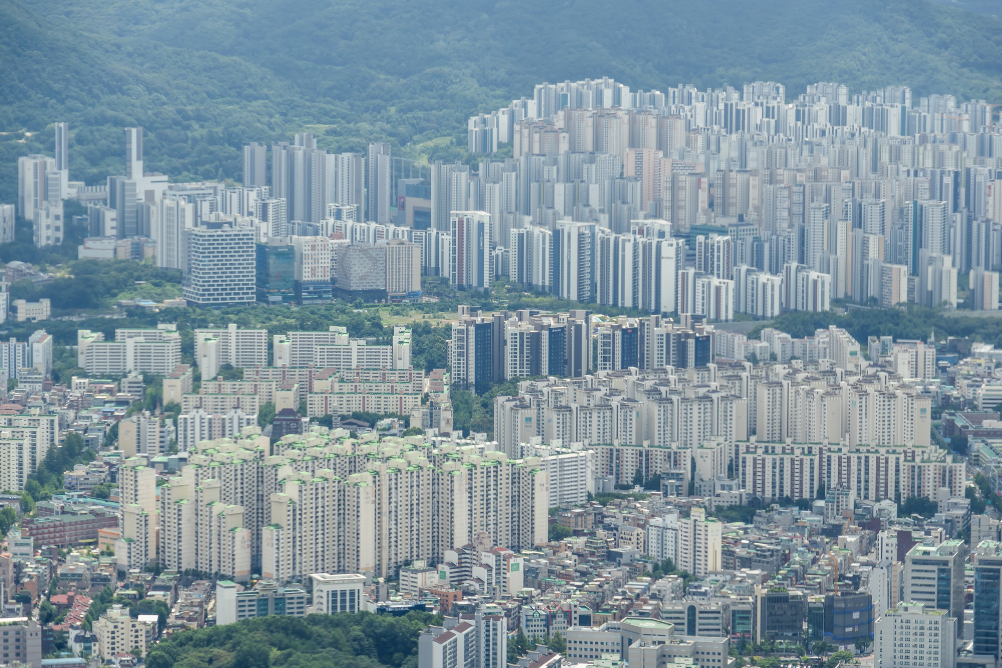 경제;부동산;서울아파트단지;대출규제;주택담보대출제한;고강도대출규제;강남권부동산시장;서울스카이;롯데월드타워 전망대