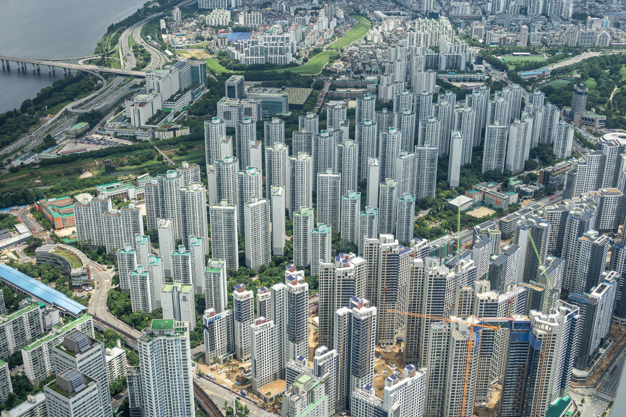 경제;부동산;서울아파트단지;대출규제;주택담보대출제한;고강도대출규제;강남권부동산시장;서울스카이;롯데월드타워 전망대