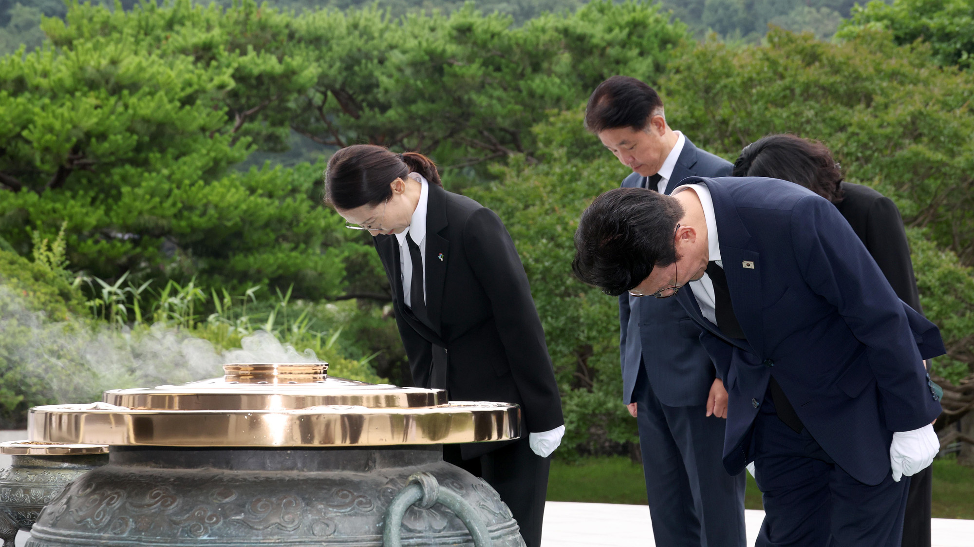 김민석 신임 국무총리 국립서울현충원 참배