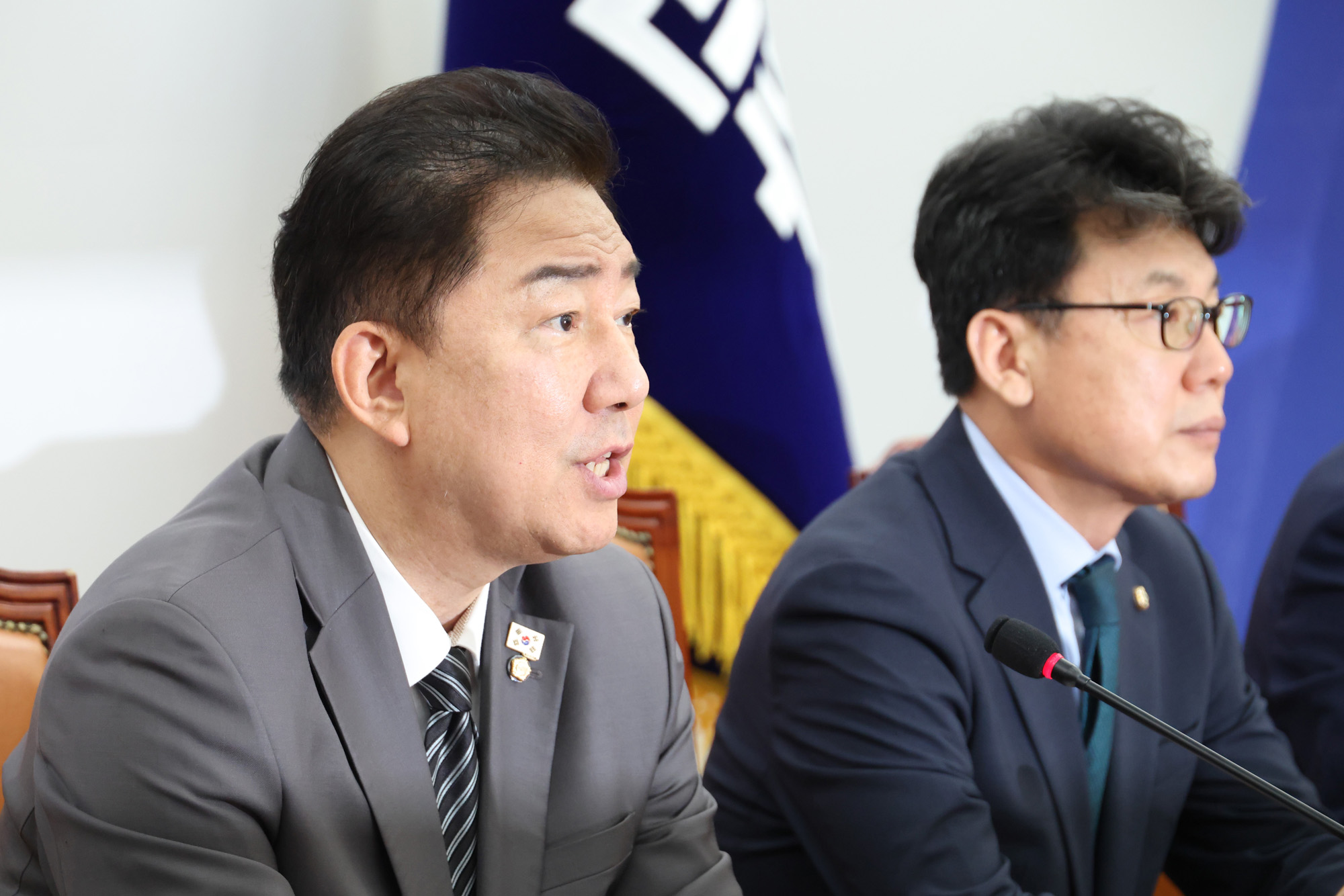 정치;국회;더불어민주당 원내대책회의;김병기