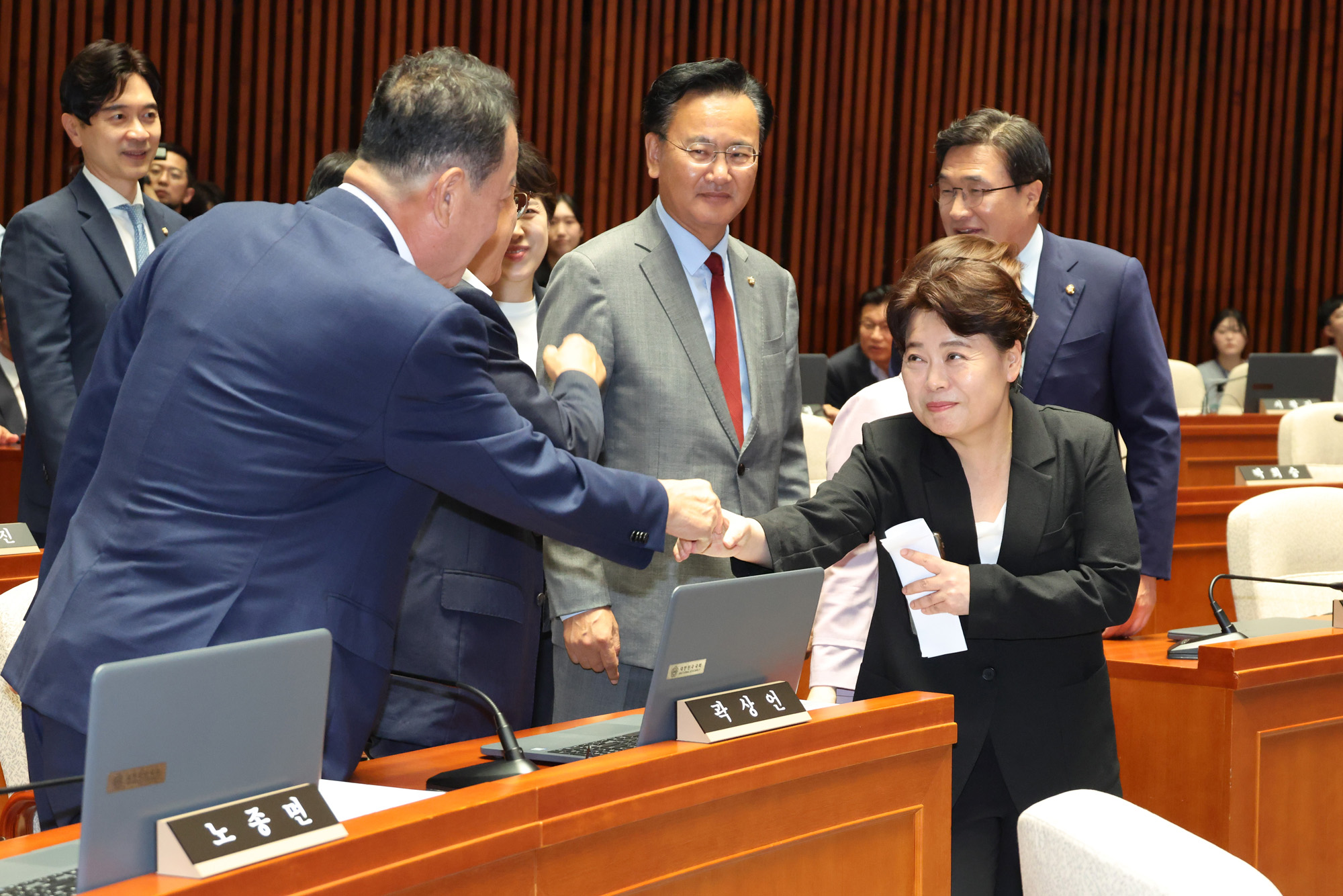 정치;국회;국민의힘혁신위원장;윤희숙;송언석