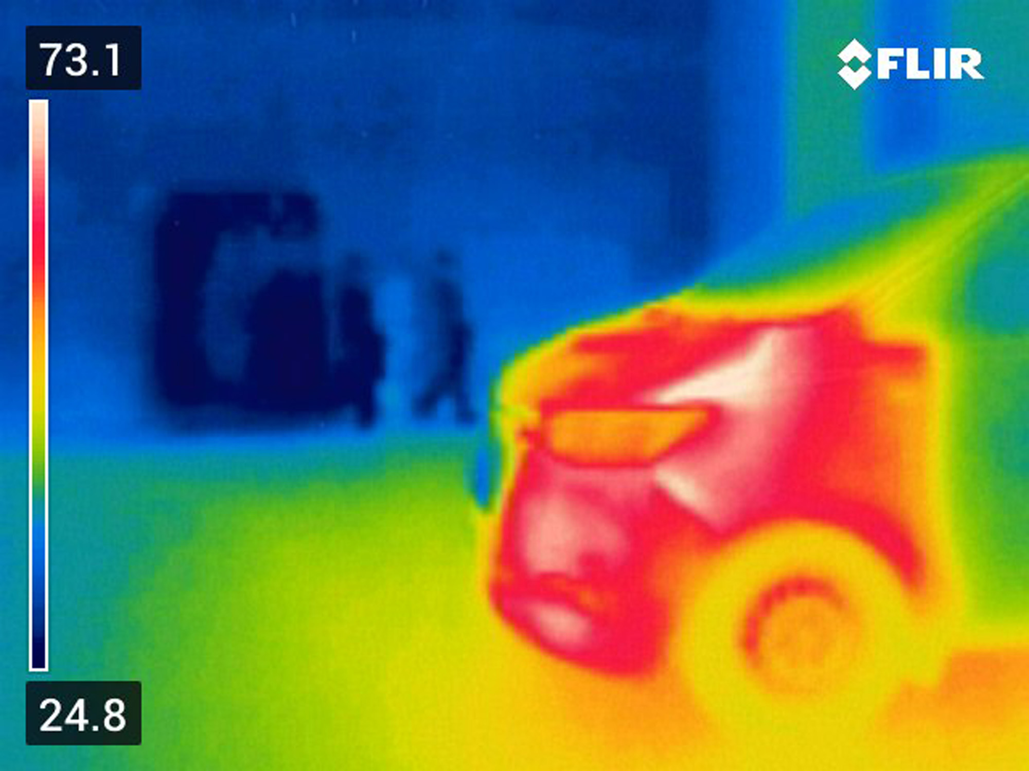 사회;날씨;여름스케치;폭염스케치;폭염경보;개문냉방영업;개문영업;명동상가개문냉방;열화상카메라스케치