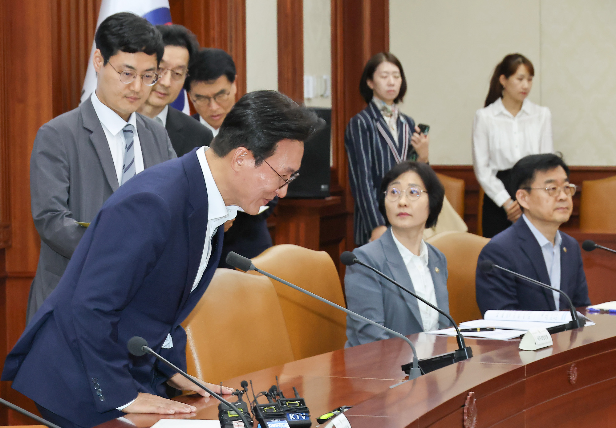 국정현안관계장관 회의 김민석