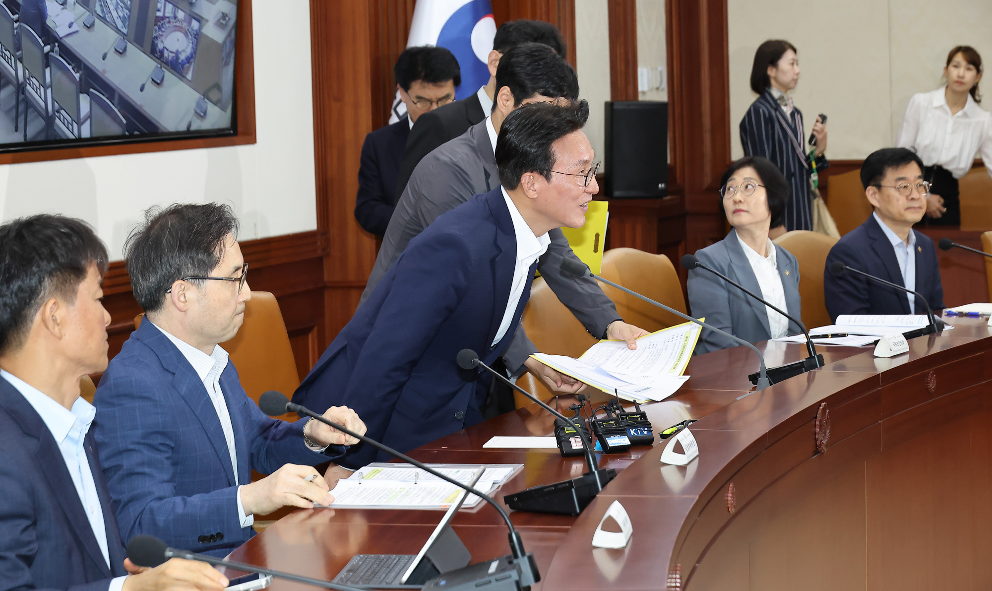 국정현안관계장관 회의 김민석