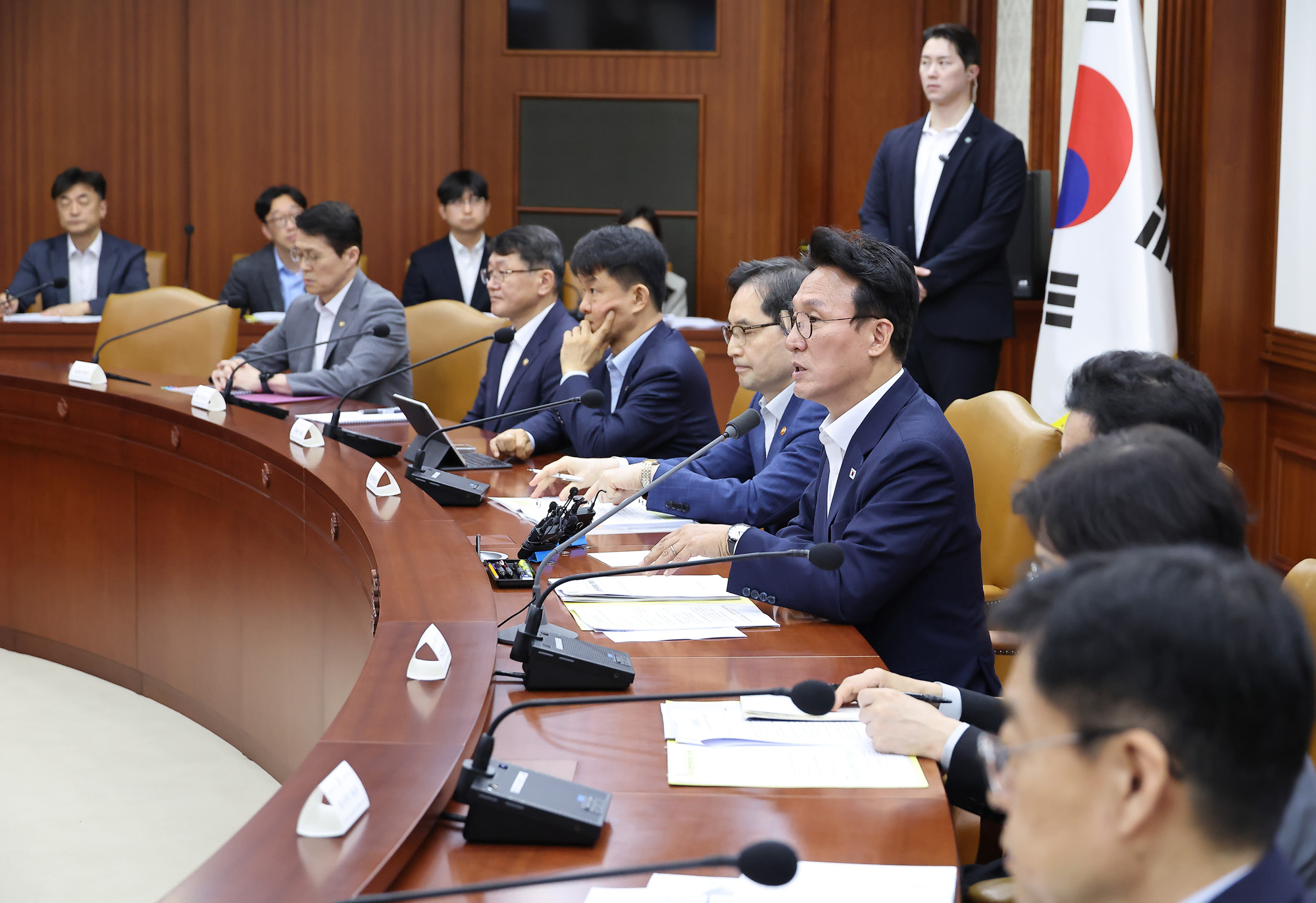 국정현안관계장관 회의 김민석