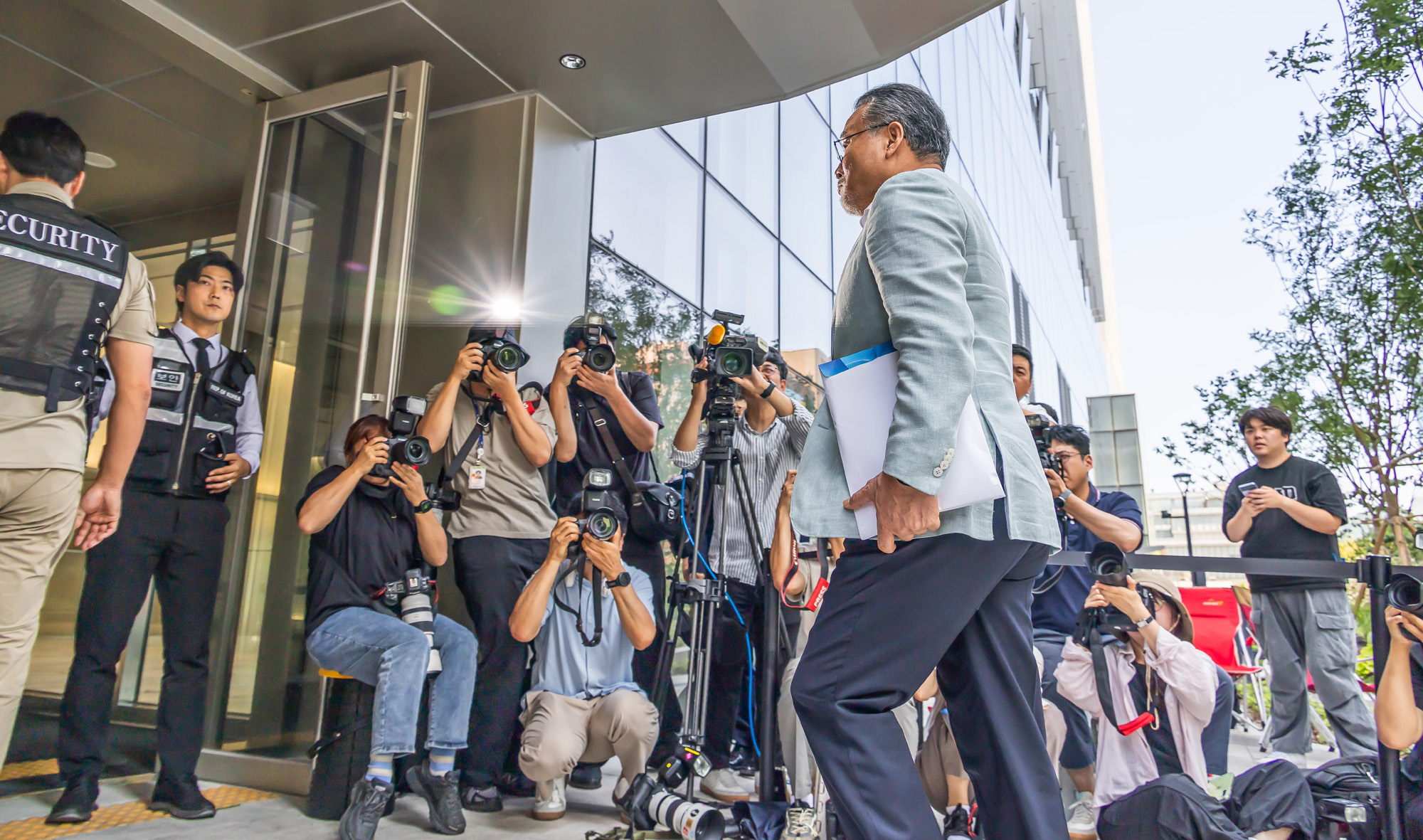 사회;특검;김건희특검;삼부토건;이일준삼부토건회장;김건희특검이일준삼부토건회장소환;KT광화문빌딩