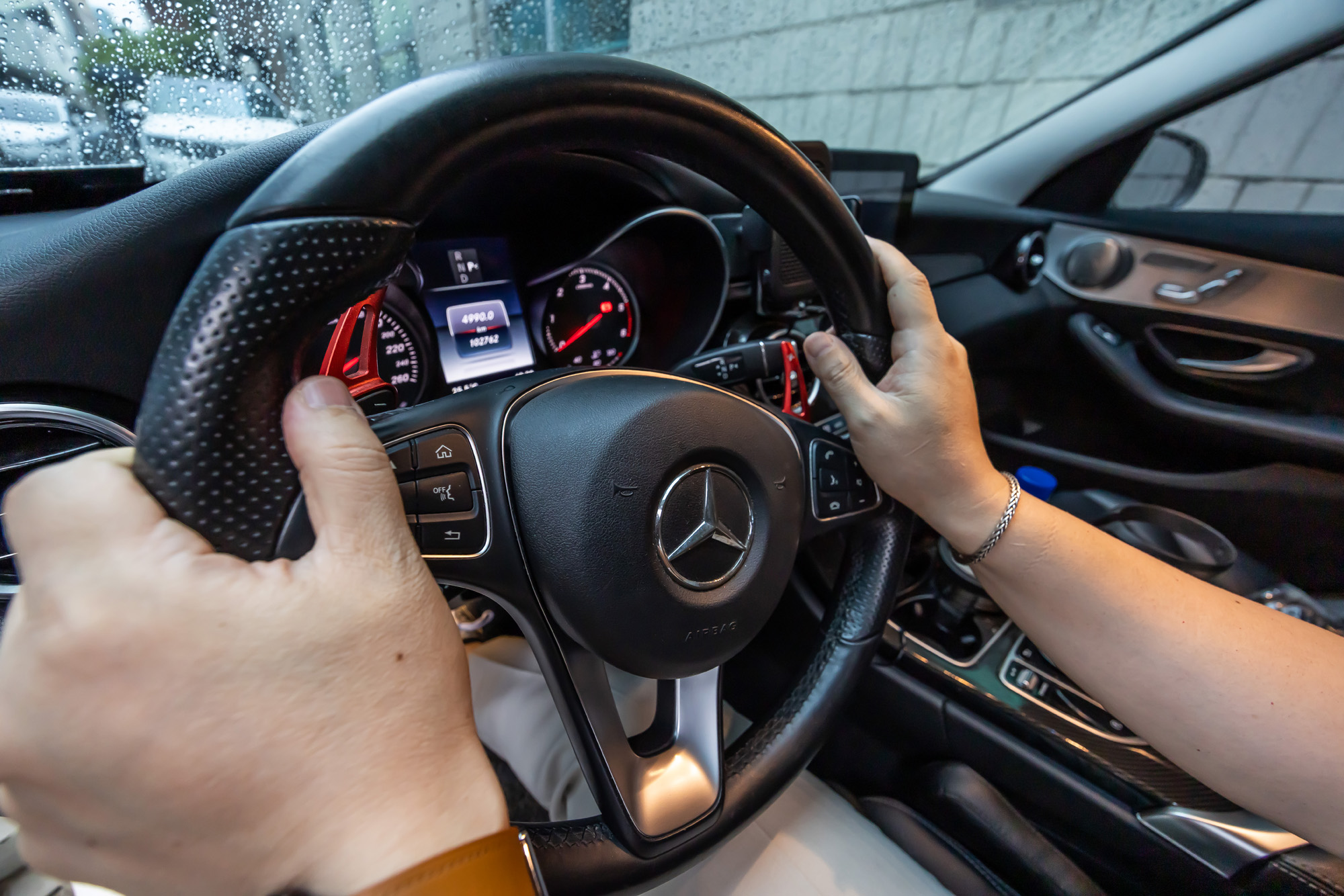 경제;산업;자동차;외제차;수입차;벤츠;메르세데스벤츠;BENZ;벤츠계기판블랙아웃;벤츠차량계기판