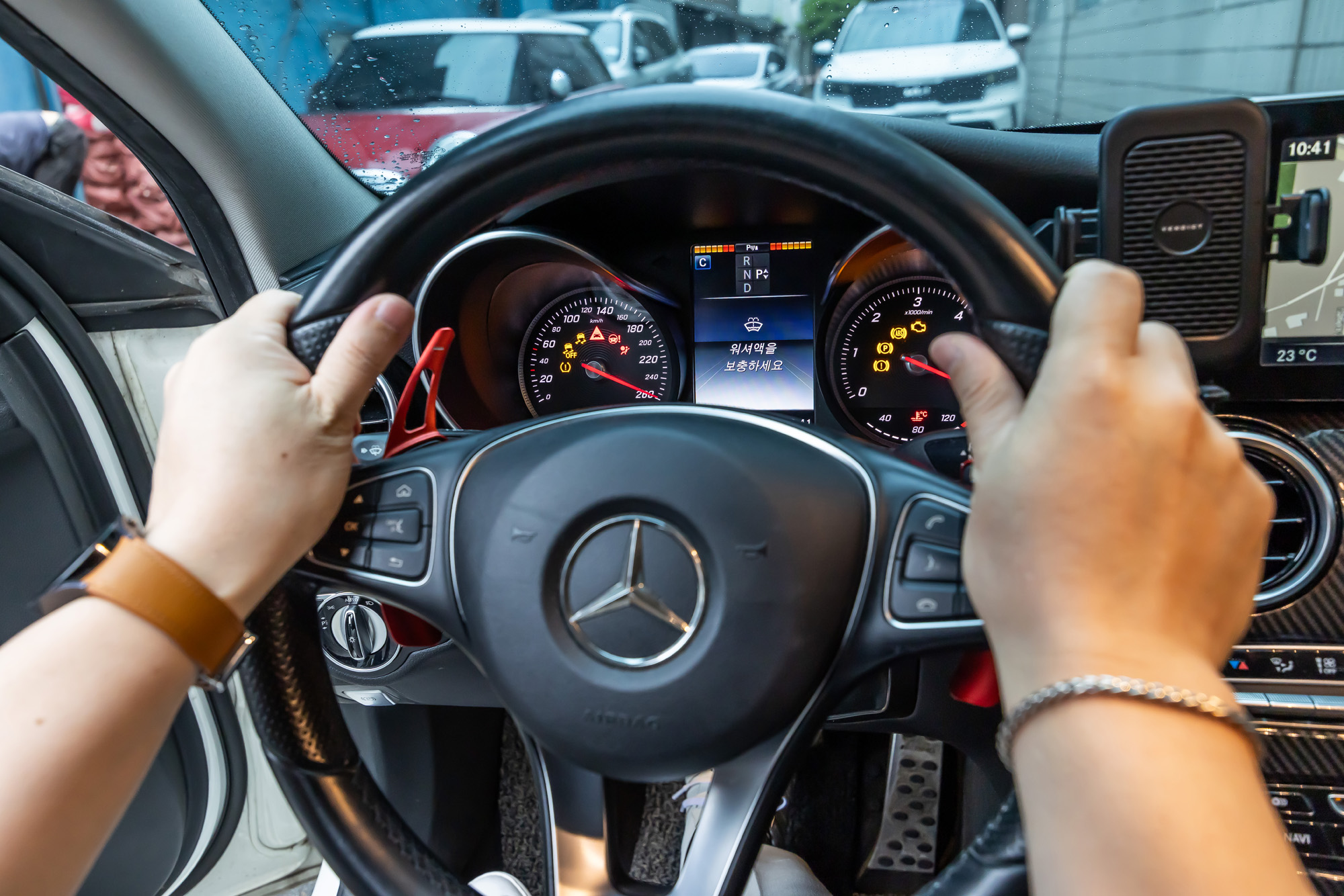 경제;산업;자동차;외제차;수입차;벤츠;메르세데스벤츠;BENZ;벤츠계기판블랙아웃;벤츠차량계기판