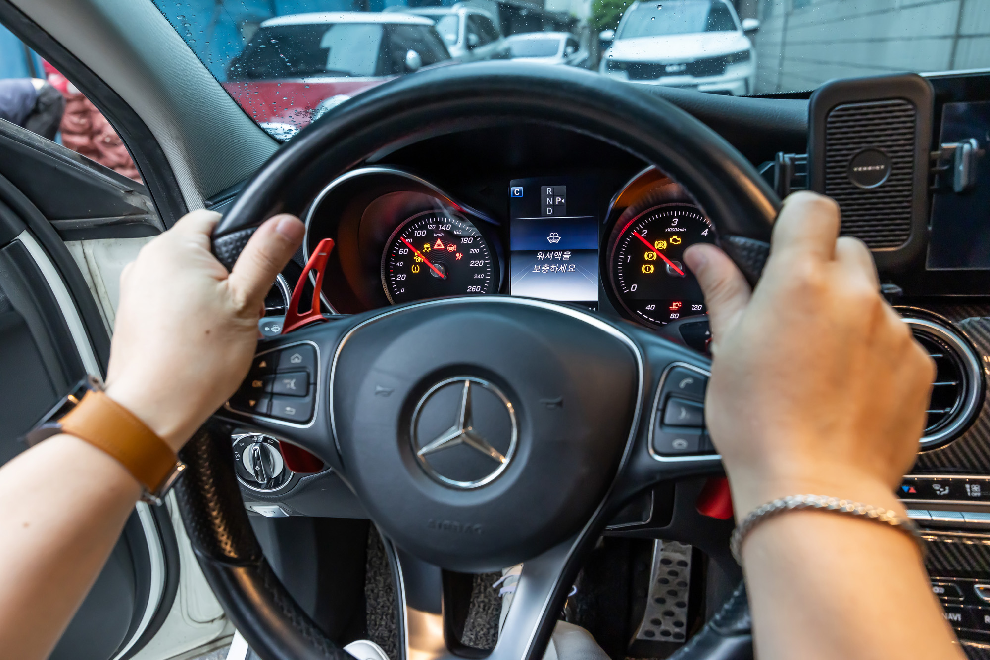 경제;산업;자동차;외제차;수입차;벤츠;메르세데스벤츠;BENZ;벤츠계기판블랙아웃;벤츠차량계기판