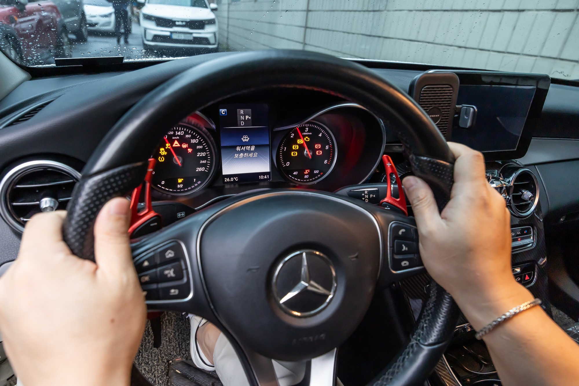 경제;산업;자동차;외제차;수입차;벤츠;메르세데스벤츠;BENZ;벤츠계기판블랙아웃;벤츠차량계기판