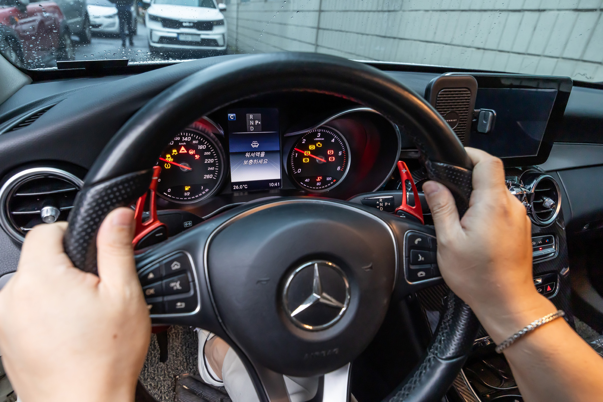 경제;산업;자동차;외제차;수입차;벤츠;메르세데스벤츠;BENZ;벤츠계기판블랙아웃;벤츠차량계기판