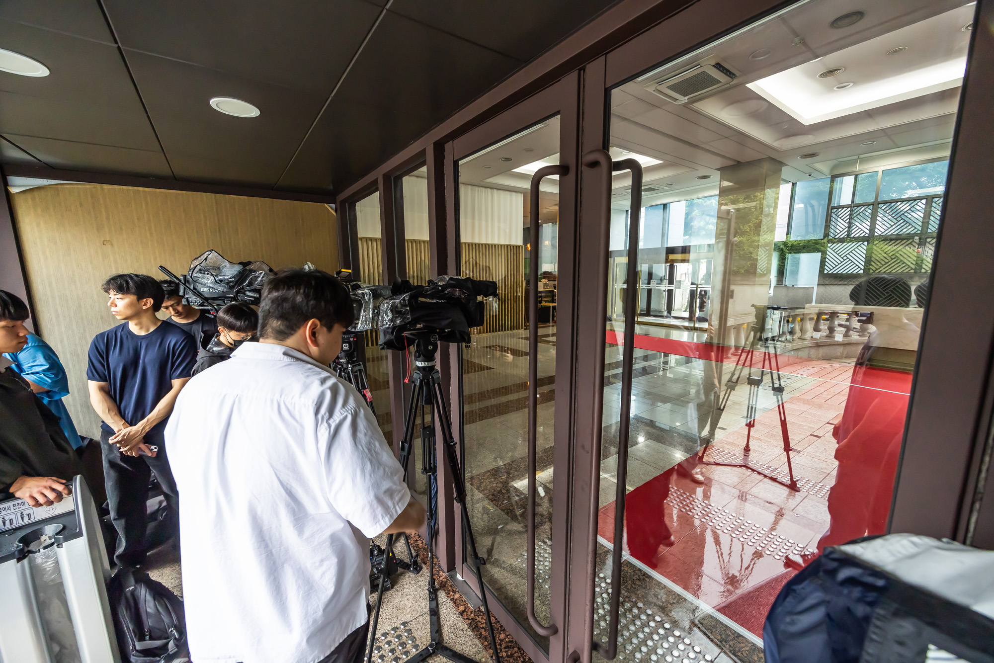 사회;사건사고;건진법사청탁의혹;김건희특검;통일교;김건희특검통일교압수수색;통일교용산본부;통일교서울본부;세계평화통일가정연합 한국본부