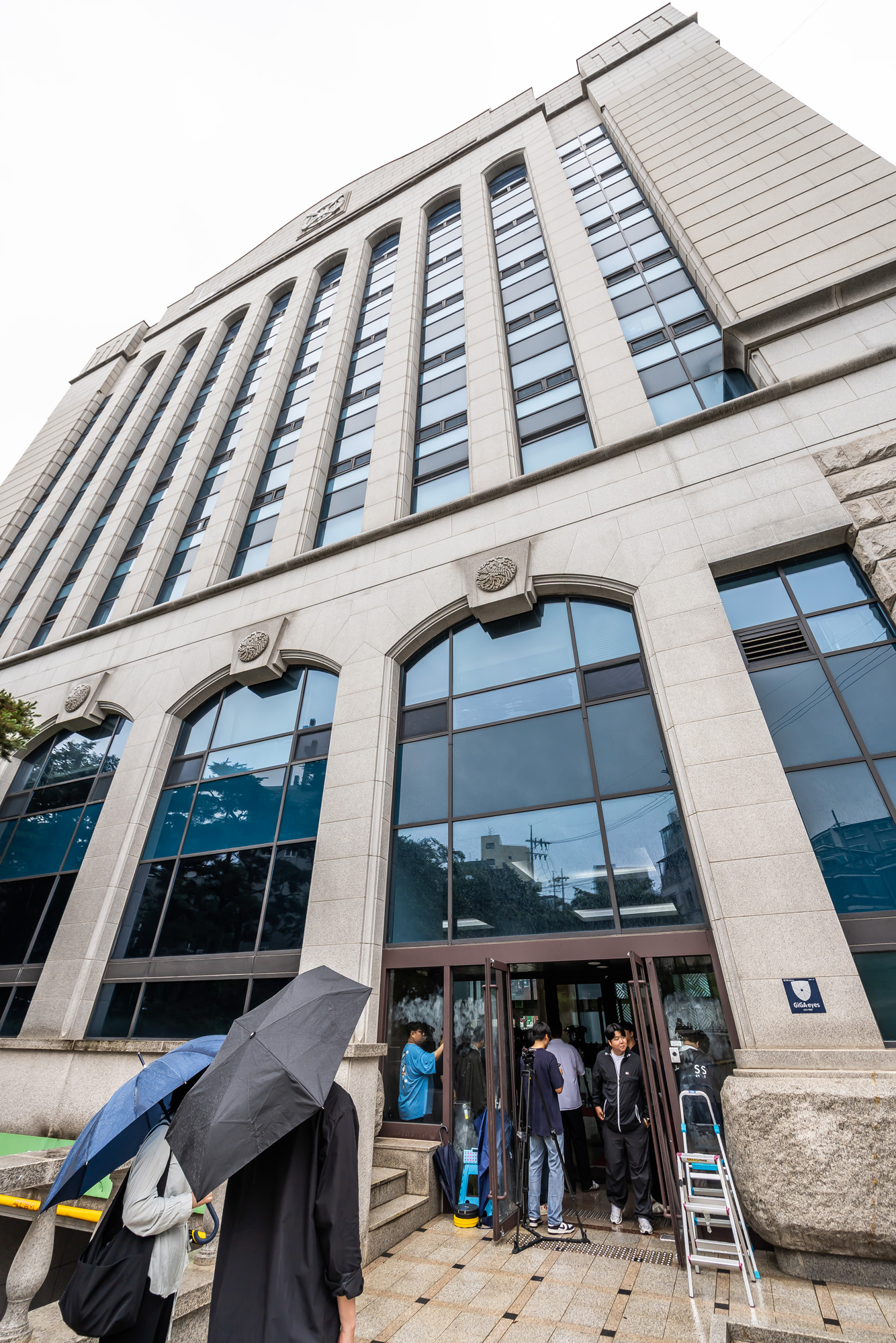 사회;사건사고;건진법사청탁의혹;김건희특검;통일교;김건희특검통일교압수수색;통일교용산본부;통일교서울본부;세계평화통일가정연합 한국본부