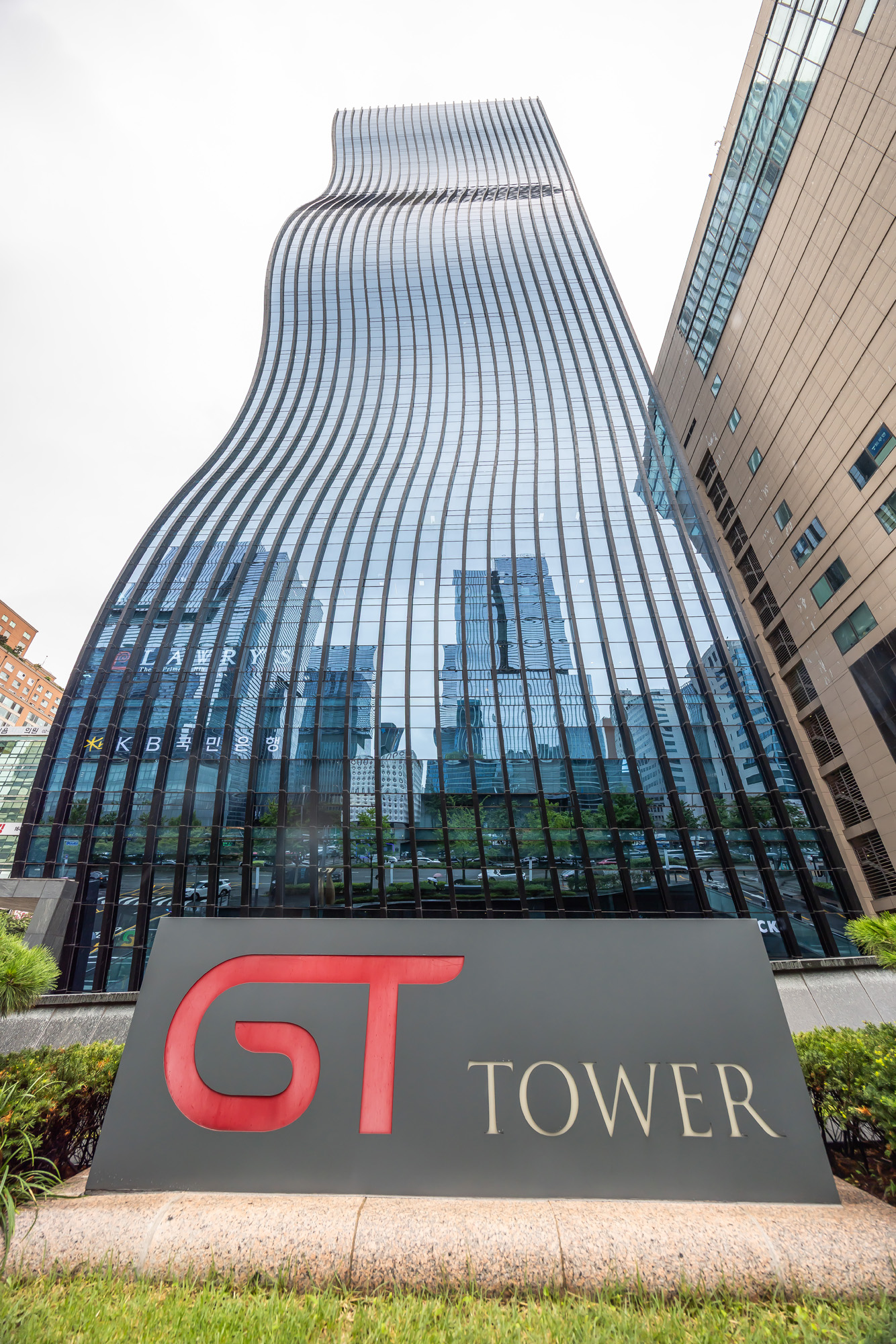 경제;기업;사업및무형재산권중개업;아이디어허브;지적재산권투자;지적재산권보유;지적재산권컨설팅;지적재산권임대;GT타워