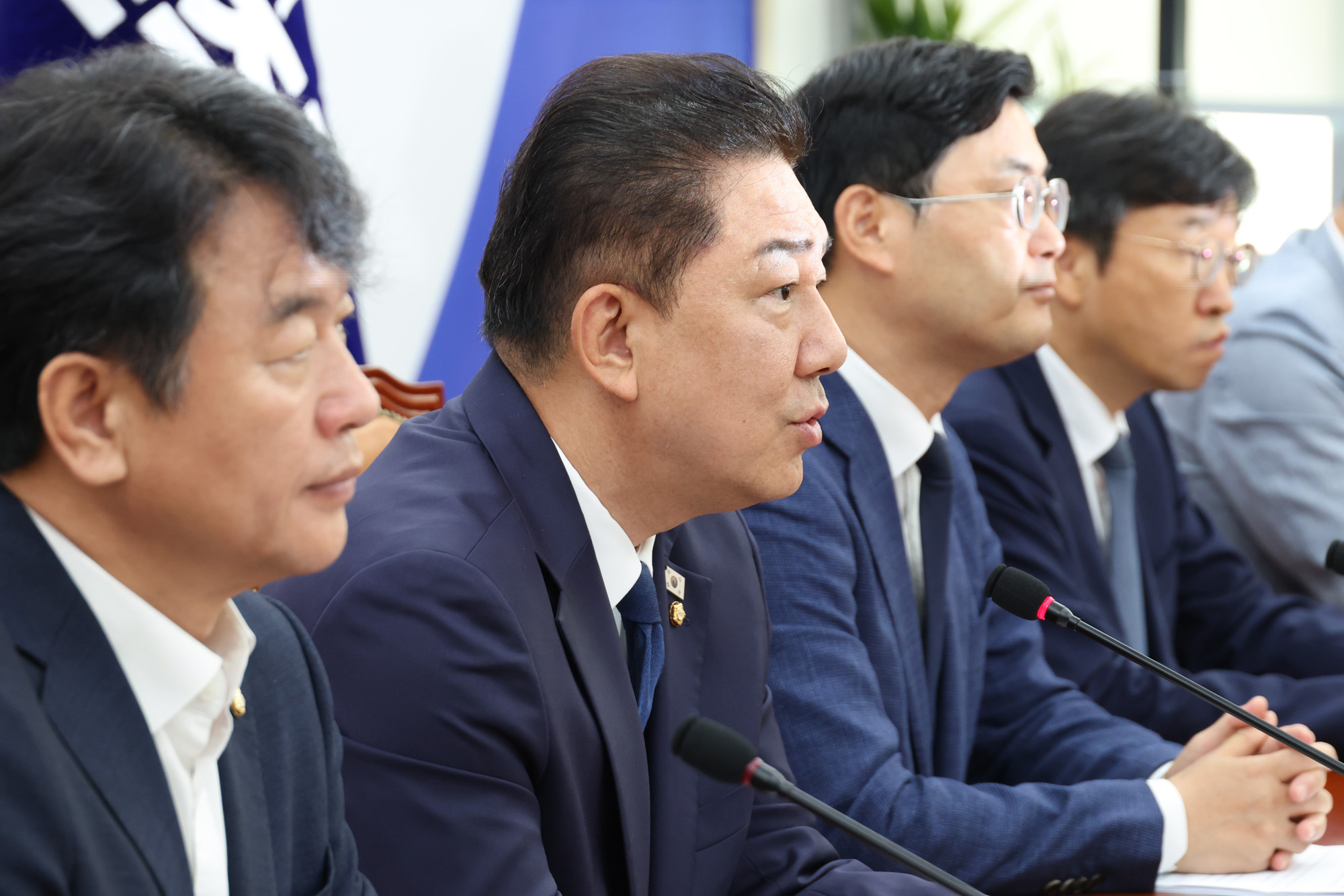 정치;국회;더불어민주당 원내대책회의;김병기