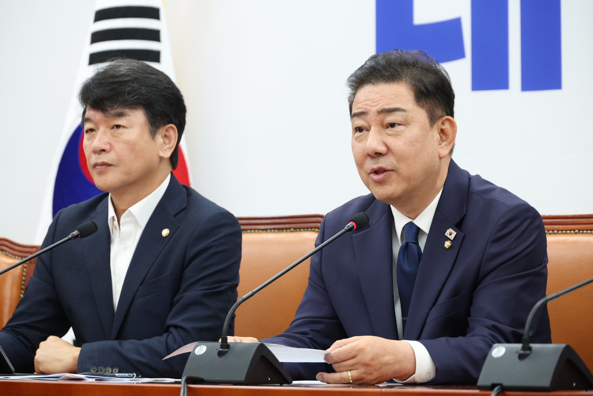 정치;국회;더불어민주당 원내대책회의;김병기