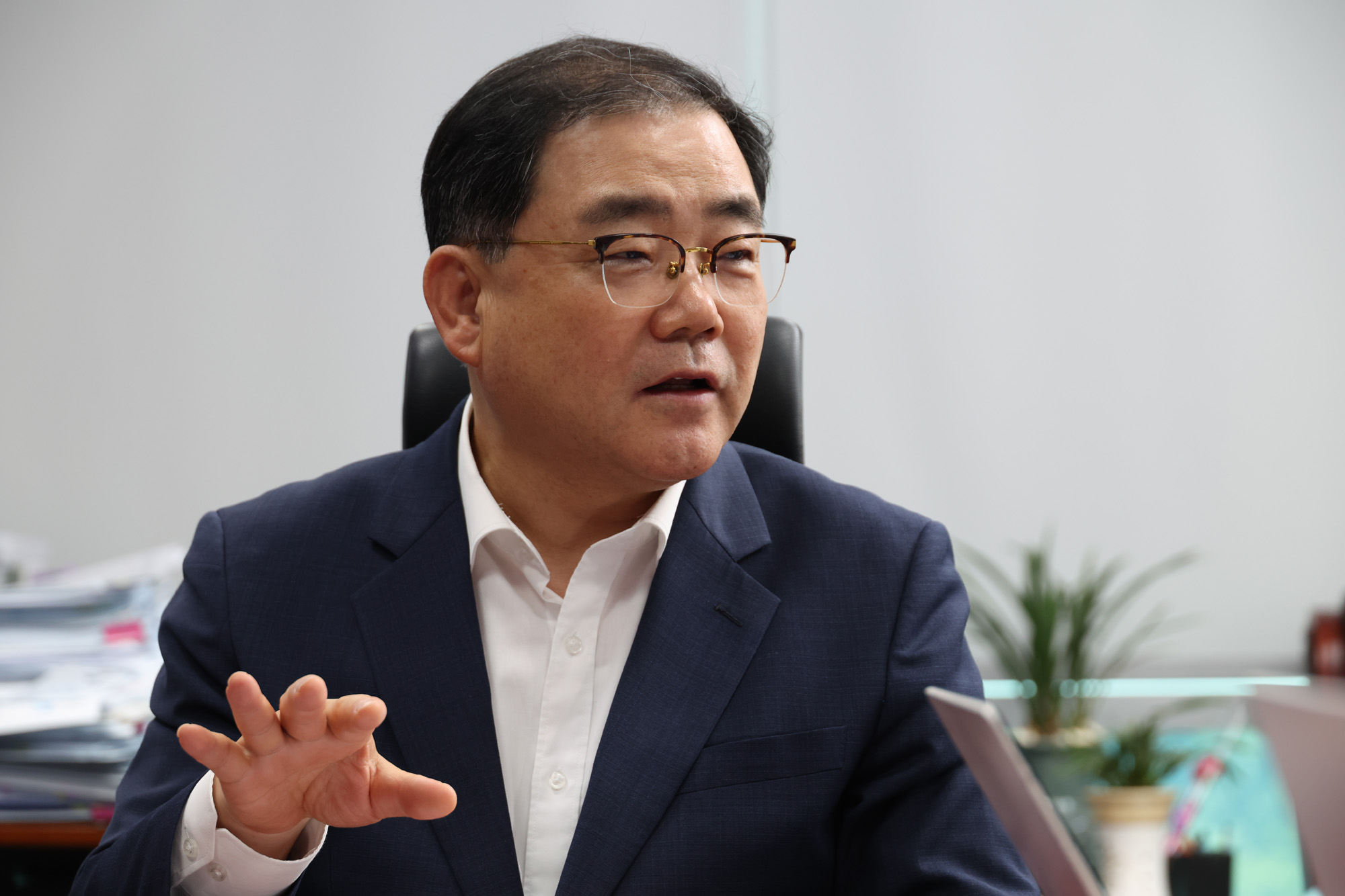 정치;국회;인터뷰;허성무의원