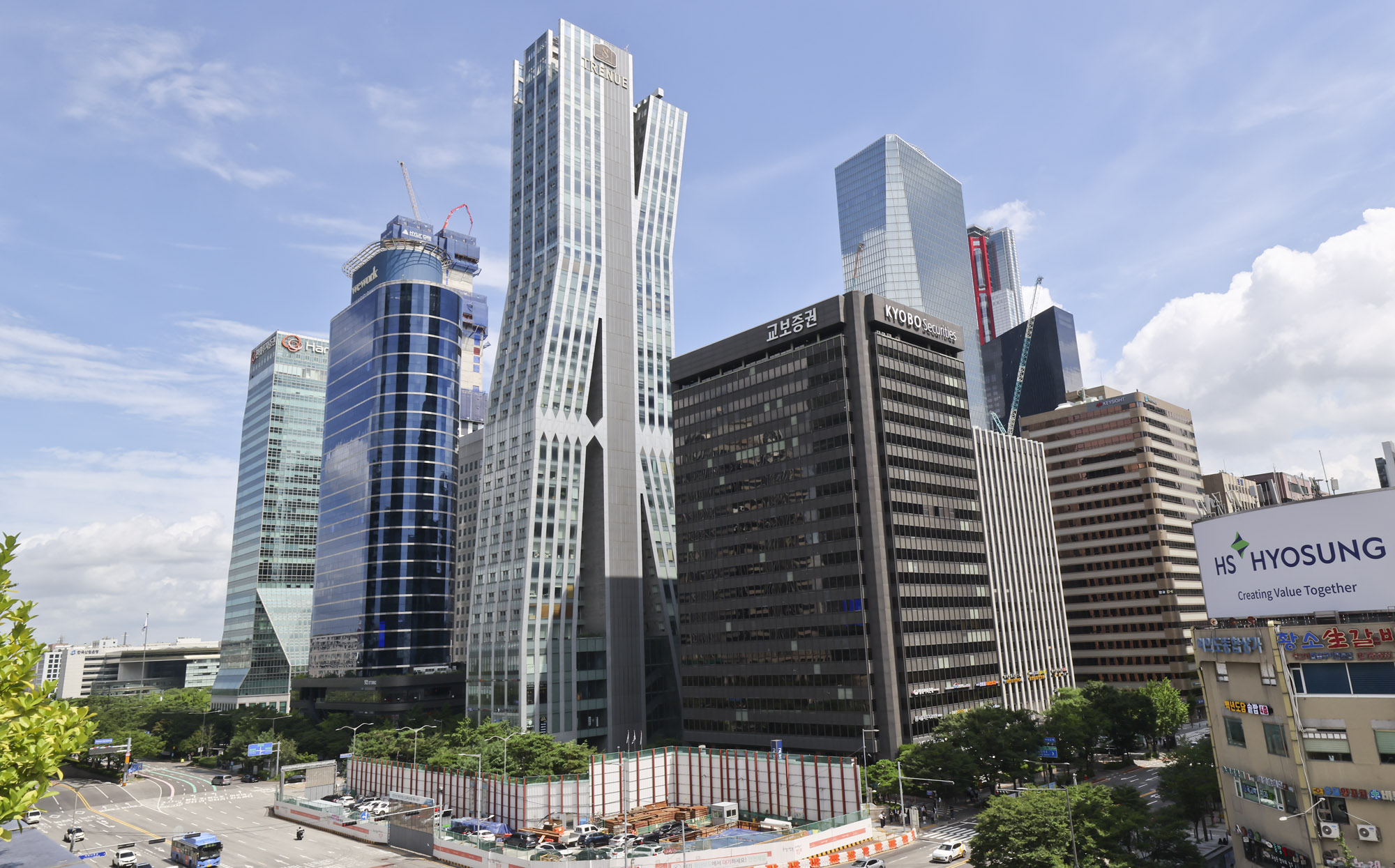 여의도증권가;여의도환승센터;여의도;증권;은행가;여의도직장인