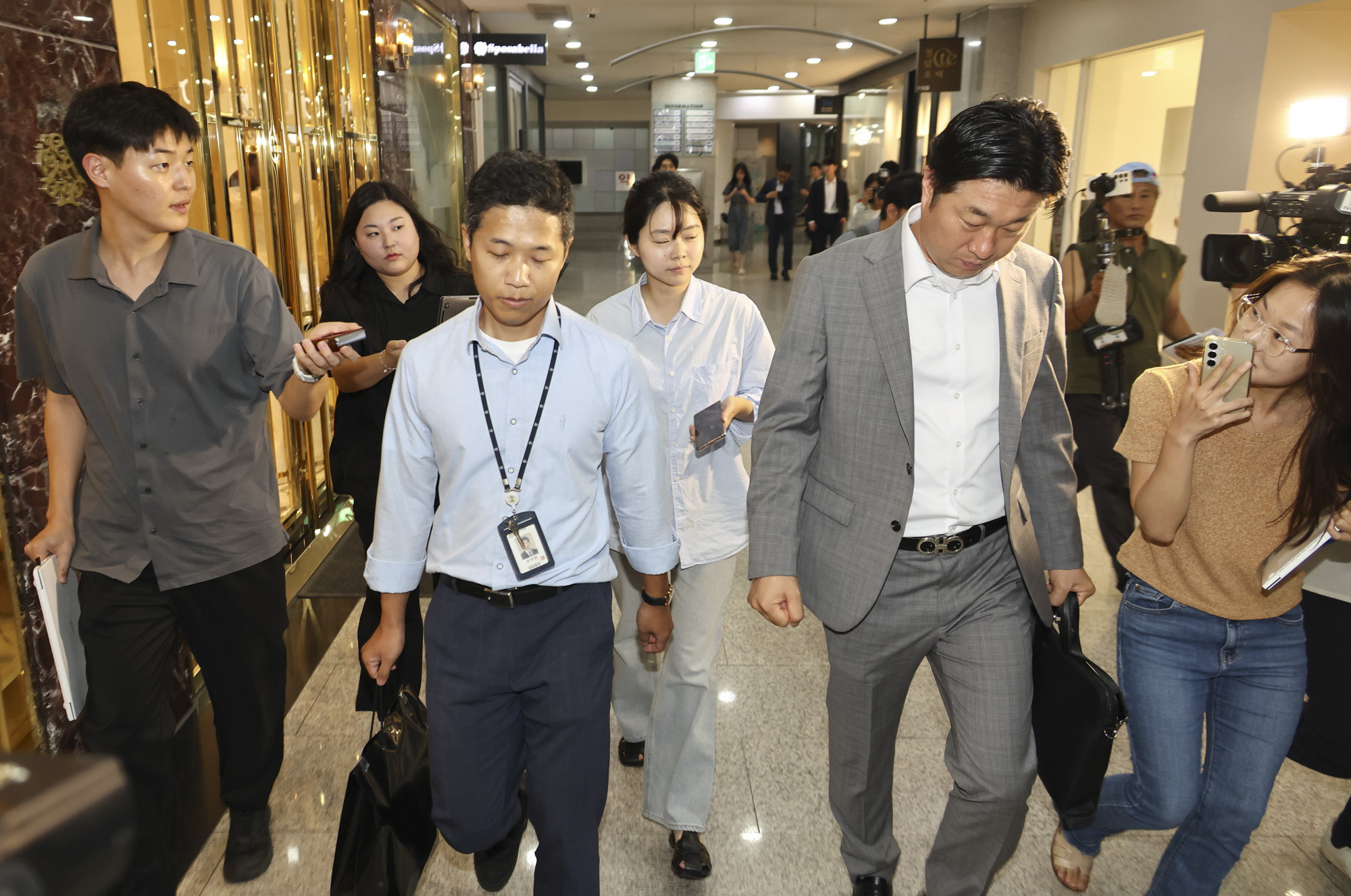 김건희특검;압수수색;아크로비스타압수수색;코바나컨텐츠압수수색;특검;특검압수수색