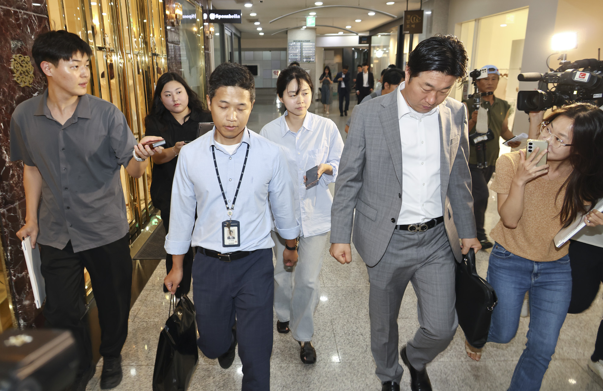 김건희특검;압수수색;아크로비스타압수수색;코바나컨텐츠압수수색;특검;특검압수수색