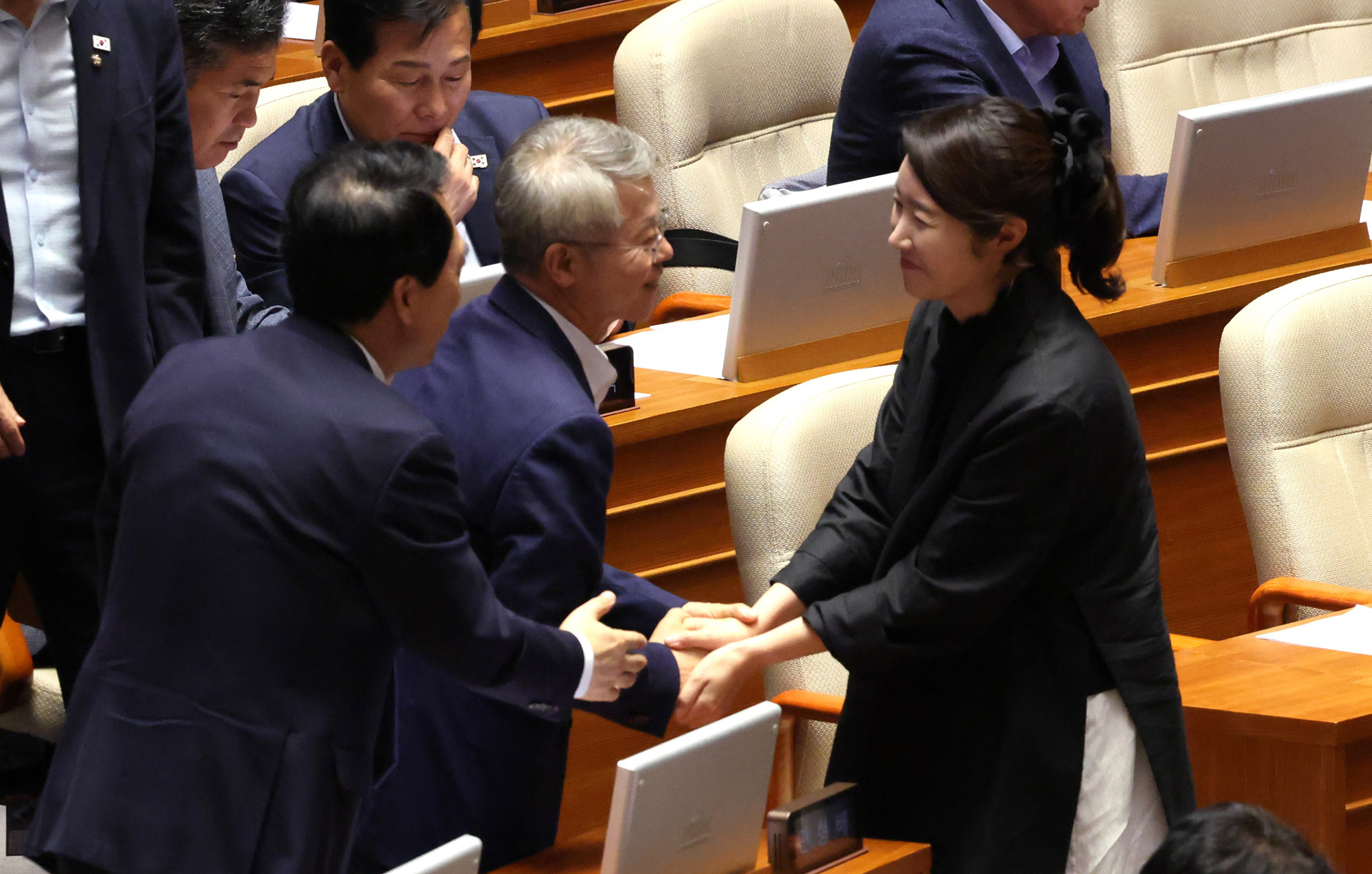 정치;국회;본회의;필리버스터종료;강선우