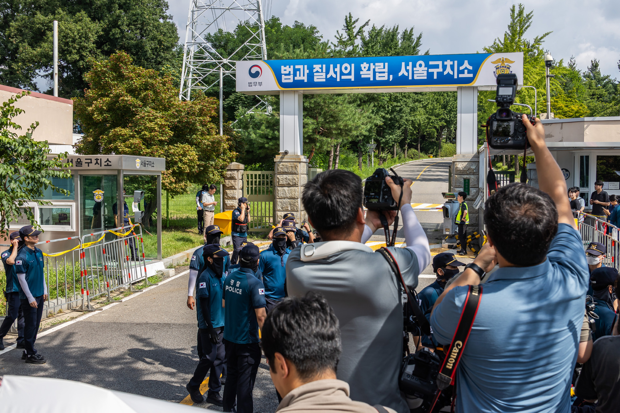 사회;인물;윤석열;윤석열체포실패;김건희특검팀;민중기특별검사팀;김건희특검윤전대통령체포실패;서울구치소