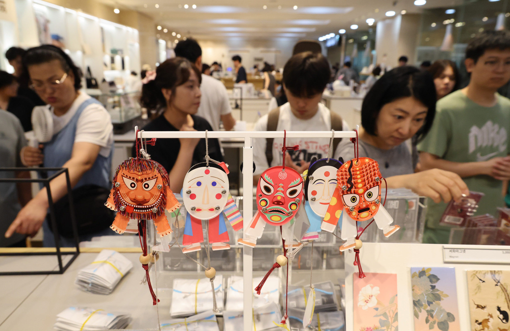 사회;문화;국립중앙박물관;박물관관람객;국립중앙박물관굿즈