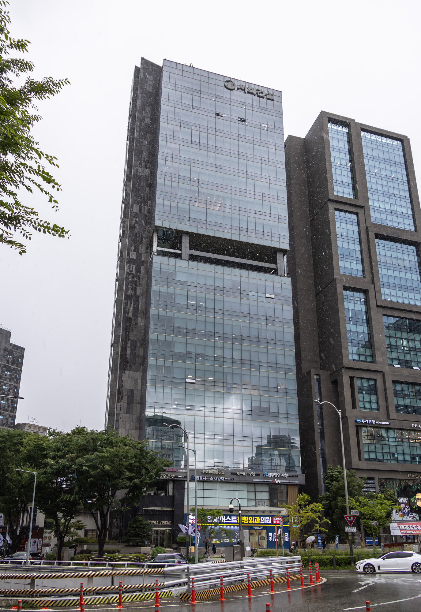 경제;건설사;서희건설;김건희특검서희건설압수수색;서희건설김건희게이트;서희타워;서희건설반클리프목걸이